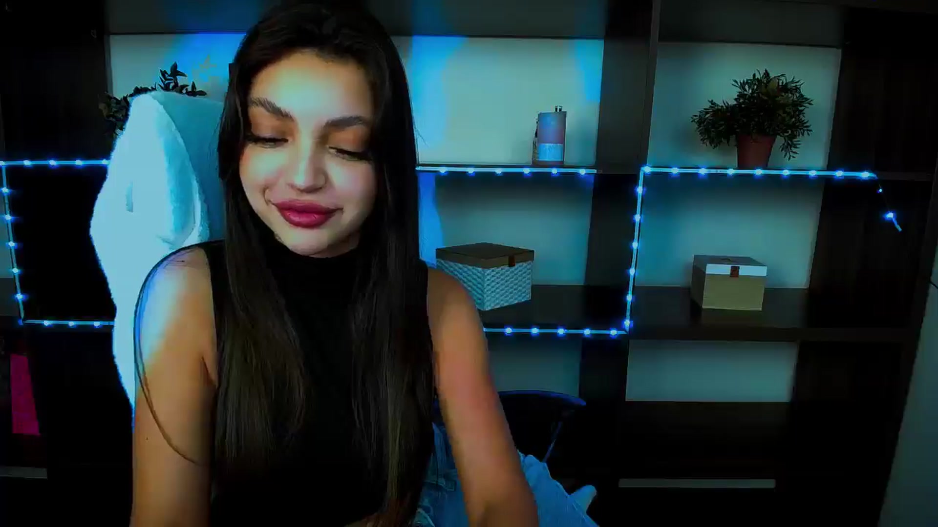 Gallery image thumbnail from Lexi_Jos's myfreecams stream on, 04/22/2025, 15:20 image 20 of 20