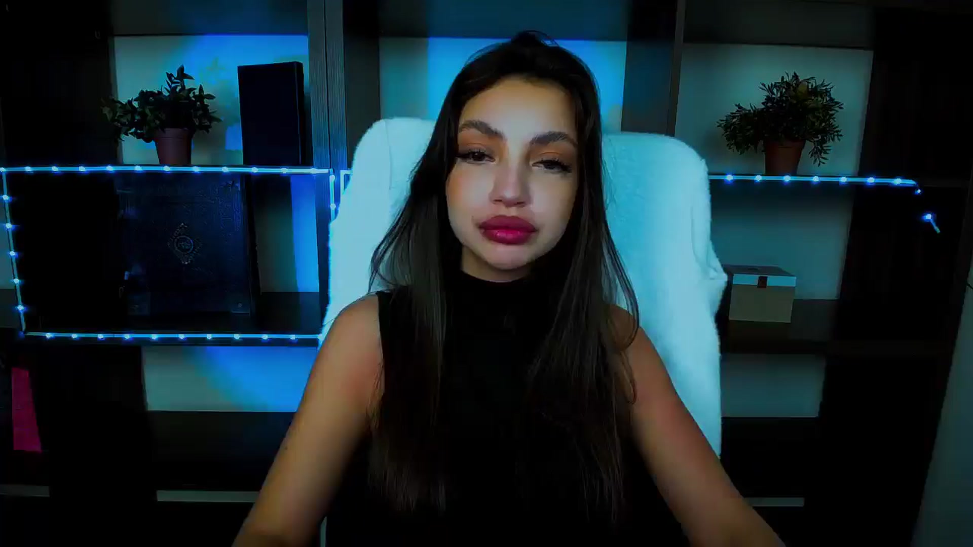 Gallery image thumbnail from Lexi_Jos's myfreecams stream on, 04/22/2025, 15:20 image 6 of 20