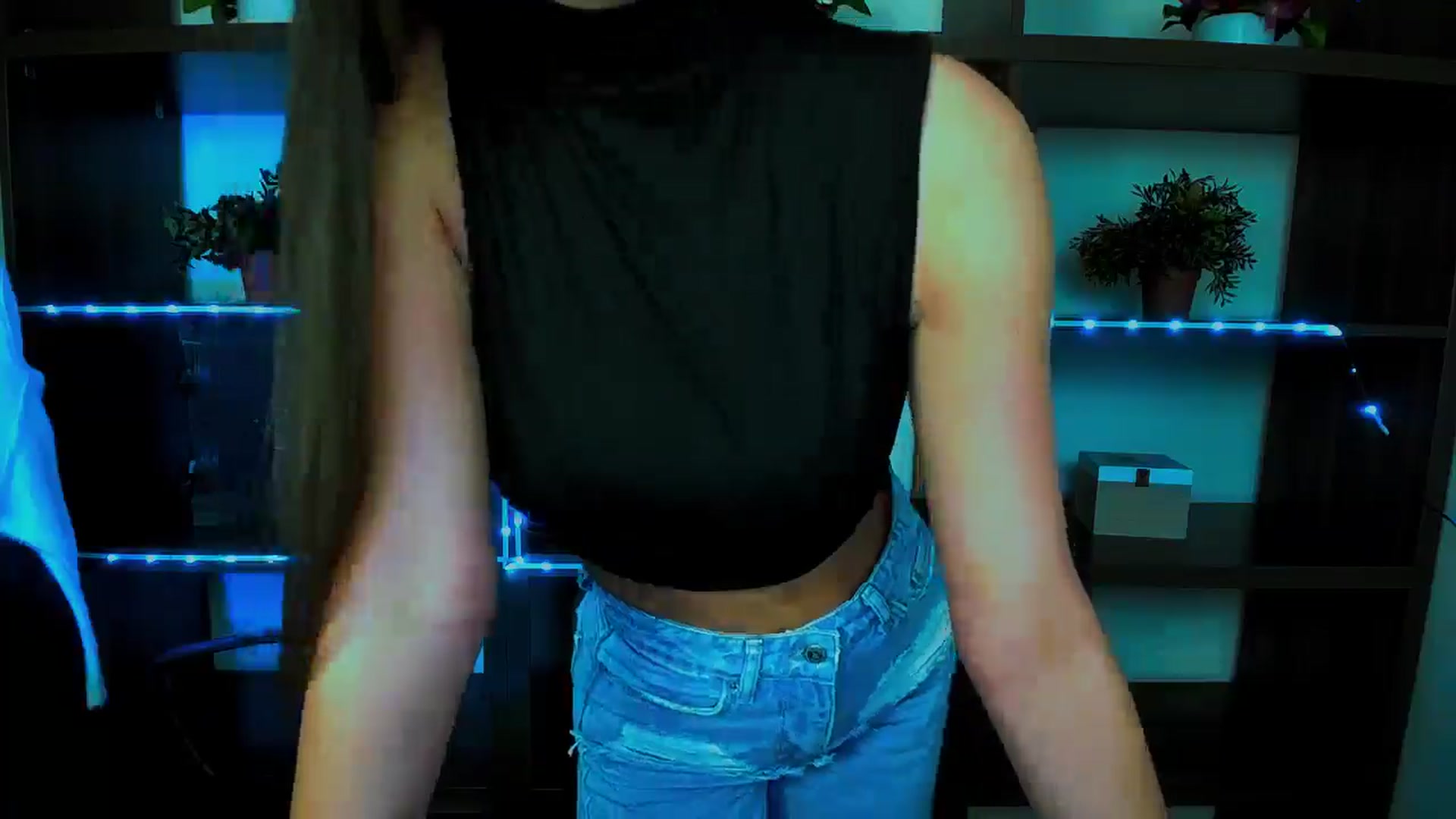 Gallery image thumbnail from Lexi_Jos's myfreecams stream on, 04/22/2025, 18:10 image 14 of 20
