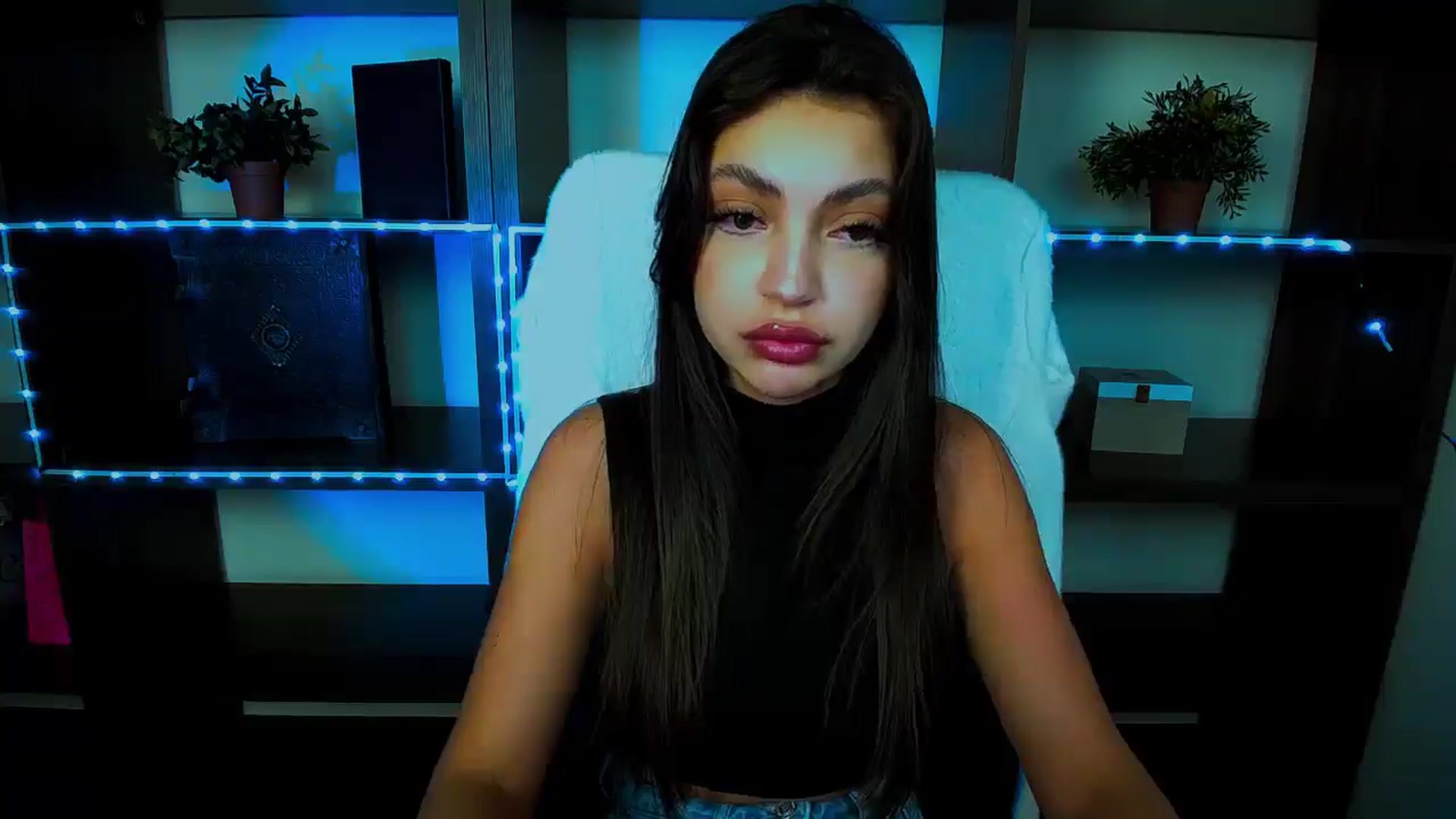 Gallery image thumbnail from Lexi_Jos's myfreecams stream on, 04/22/2025, 18:10 image 4 of 20