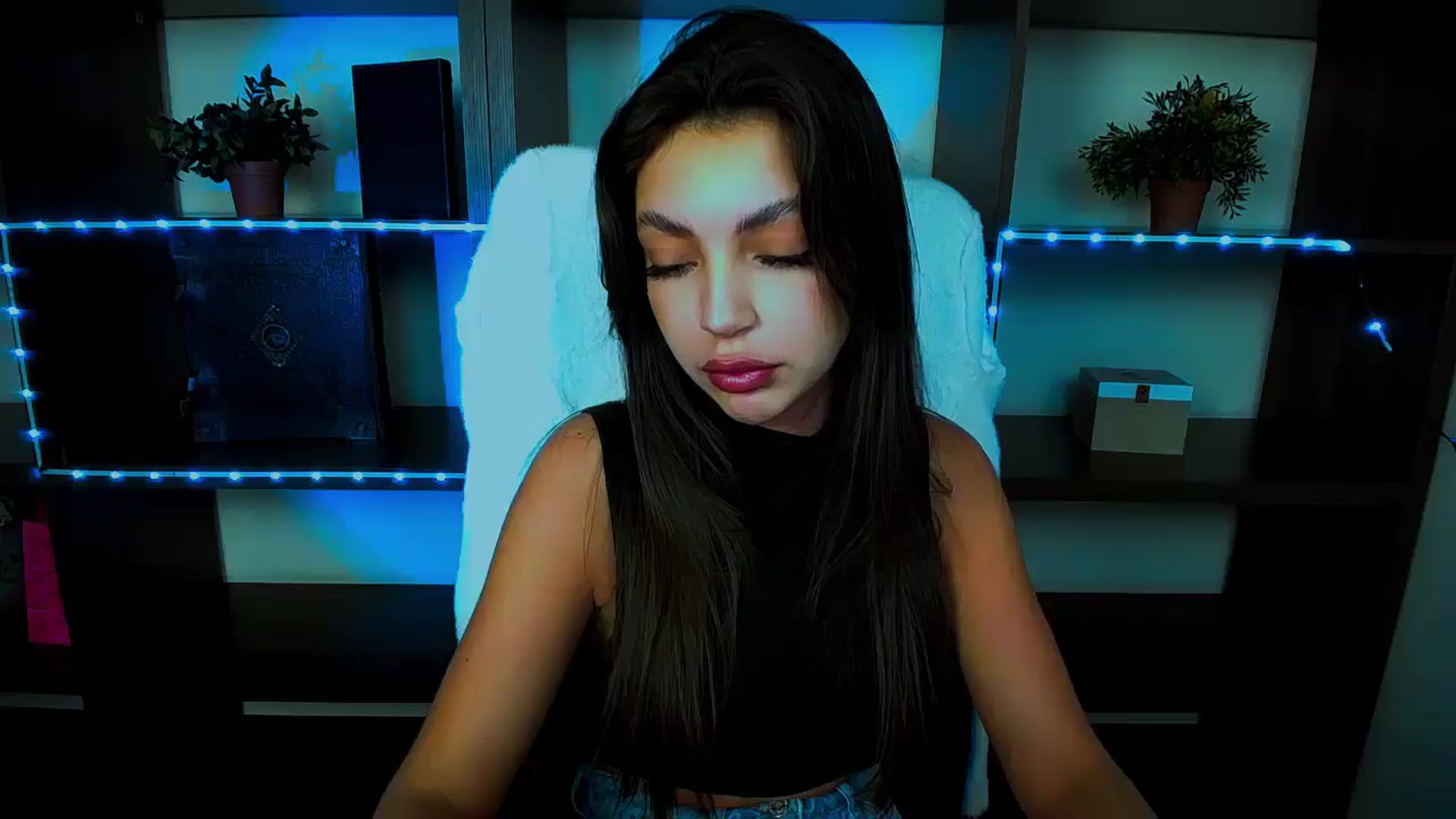 Gallery image thumbnail from Lexi_Jos's myfreecams stream on, 04/22/2025, 18:10 image 5 of 20