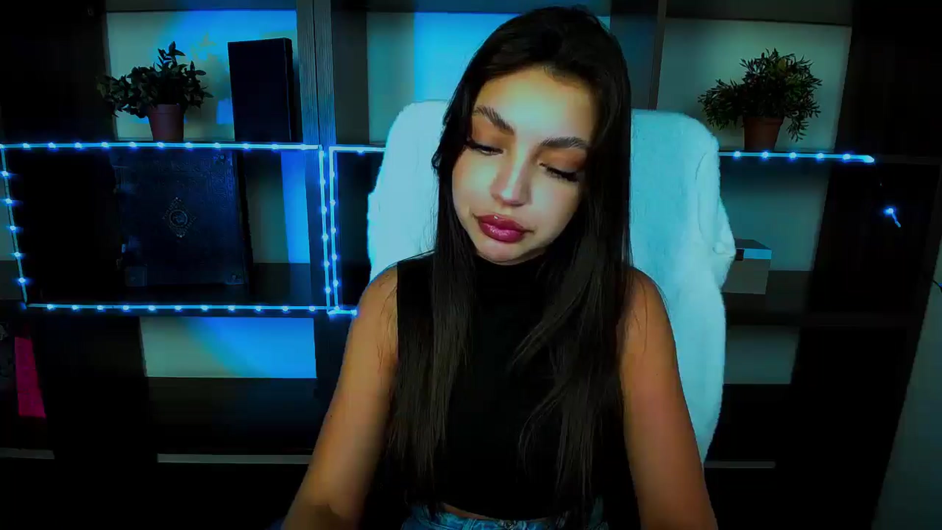 Gallery image thumbnail from Lexi_Jos's myfreecams stream on, 04/22/2025, 18:10 image 3 of 20