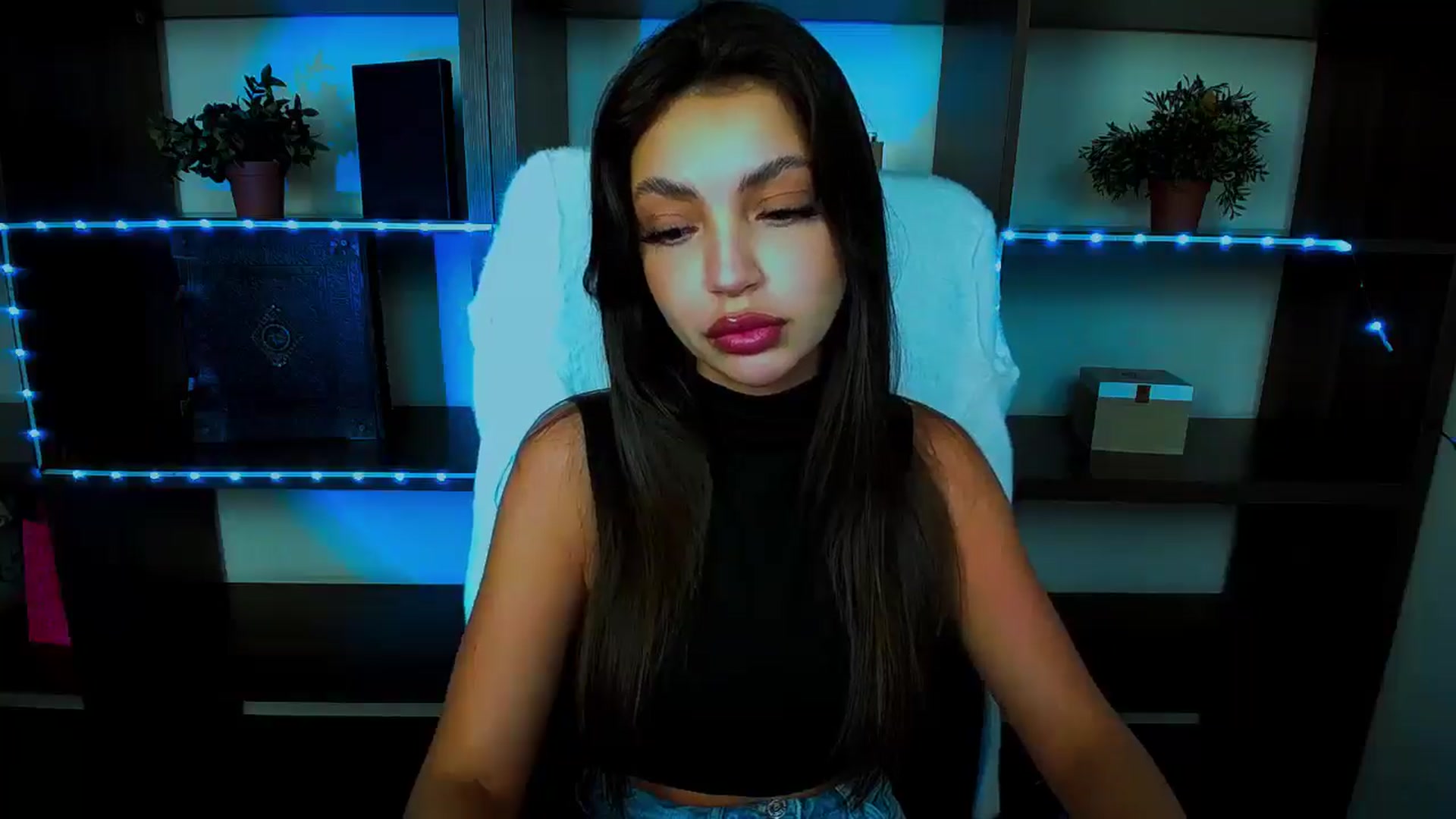 Gallery image thumbnail from Lexi_Jos's myfreecams stream on, 04/22/2025, 18:10 image 2 of 20