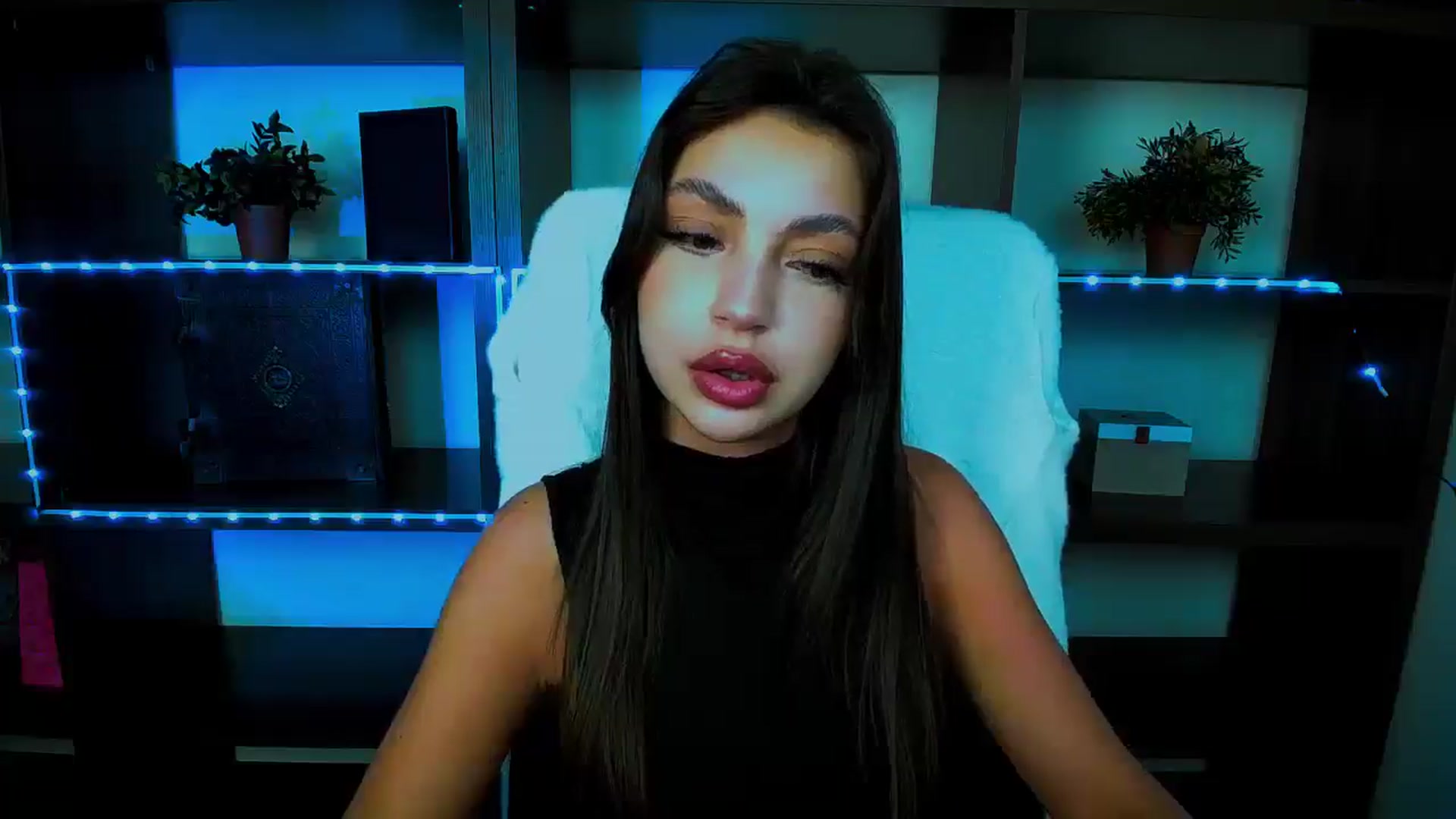 Gallery image thumbnail from Lexi_Jos's myfreecams stream on, 04/22/2025, 19:19 image 3 of 20