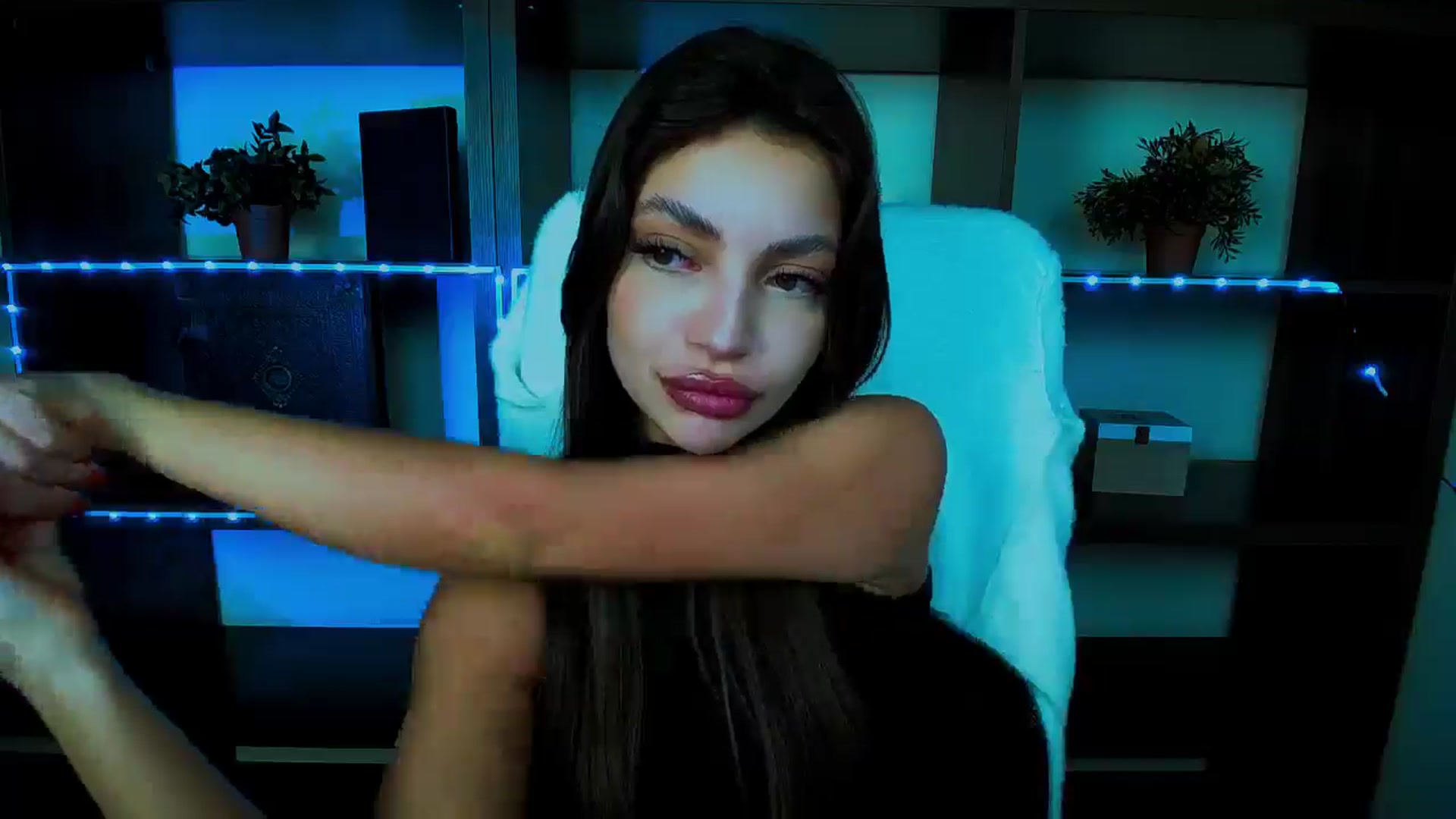 Gallery image thumbnail from Lexi_Jos's myfreecams stream on, 04/22/2025, 19:19 image 2 of 20