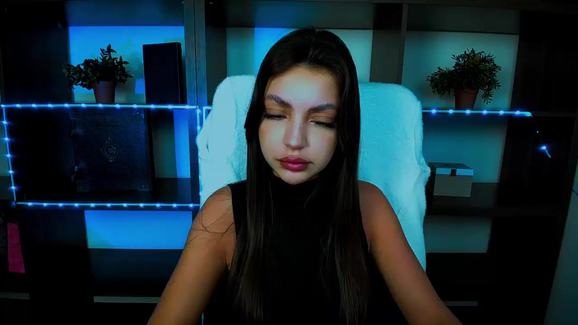 Gallery image thumbnail from Lexi_Jos's myfreecams stream on, 04/22/2025, 19:19 image 7 of 20