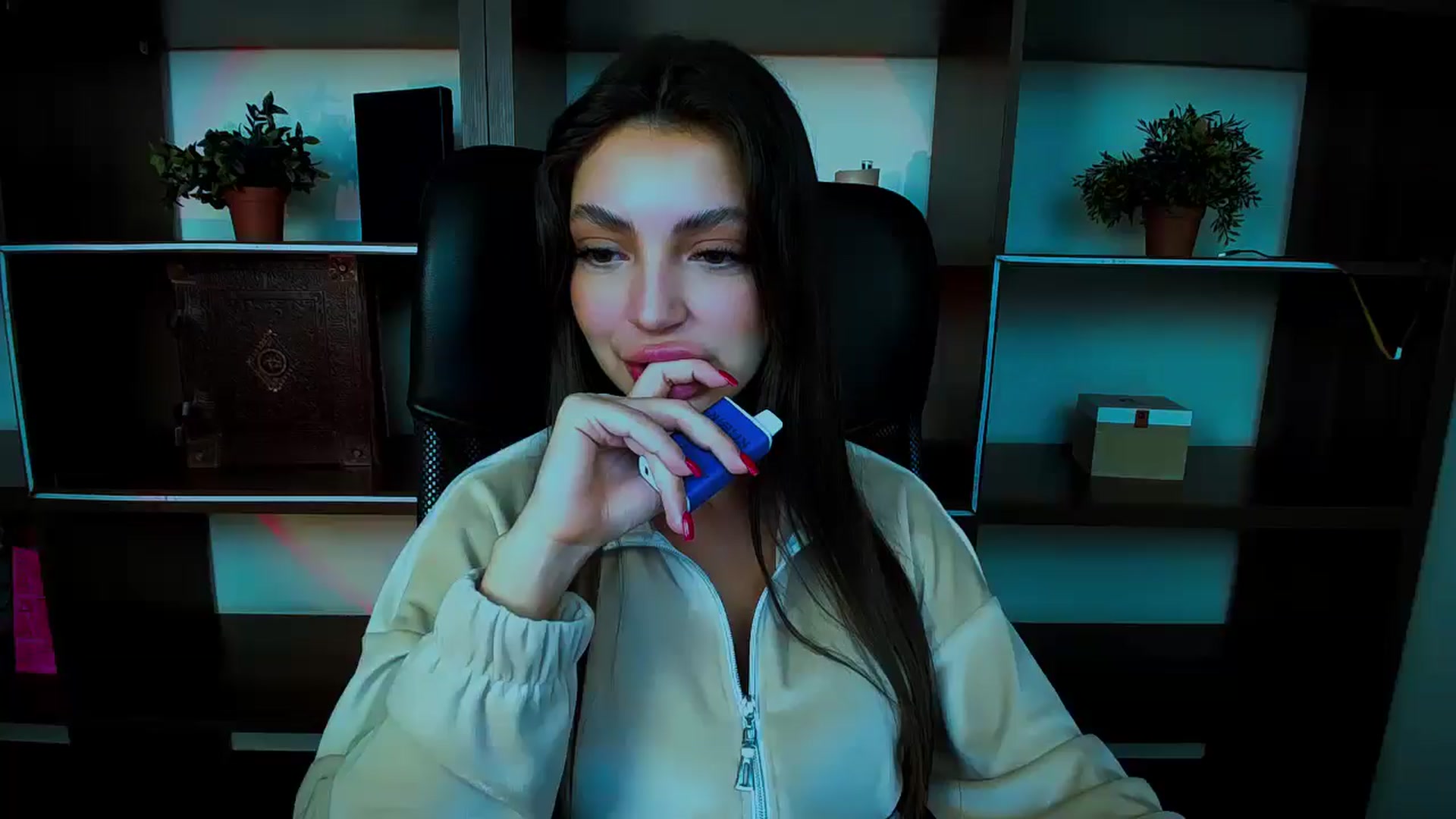 Gallery image thumbnail from Lexi_Jos's myfreecams stream on, 04/23/2025, 12:05 image 20 of 20