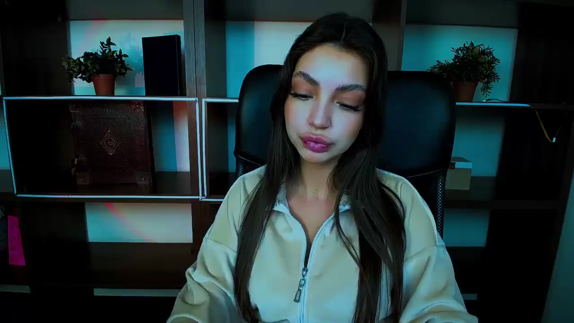 Gallery image thumbnail from Lexi_Jos's myfreecams stream on, 04/23/2025, 12:05 image 3 of 20