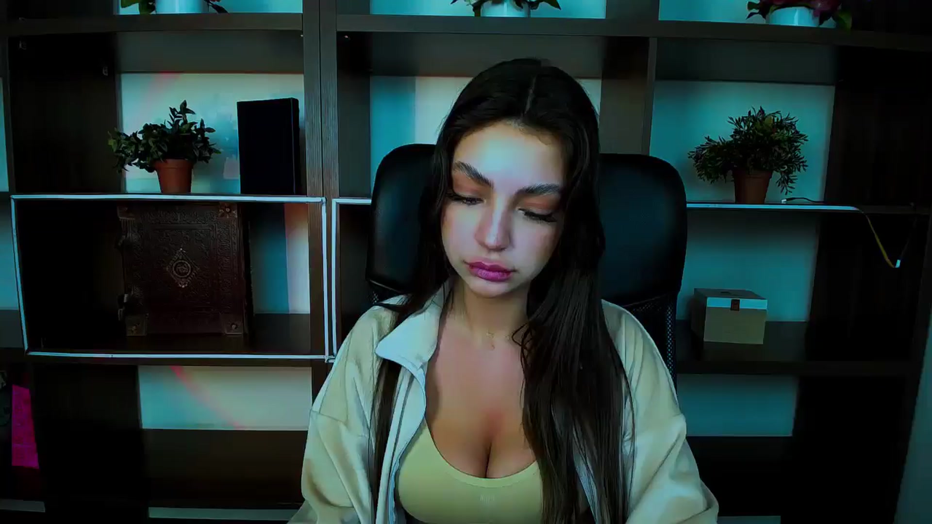 Gallery image thumbnail from Lexi_Jos's myfreecams stream on, 04/23/2025, 14:49 image 8 of 20