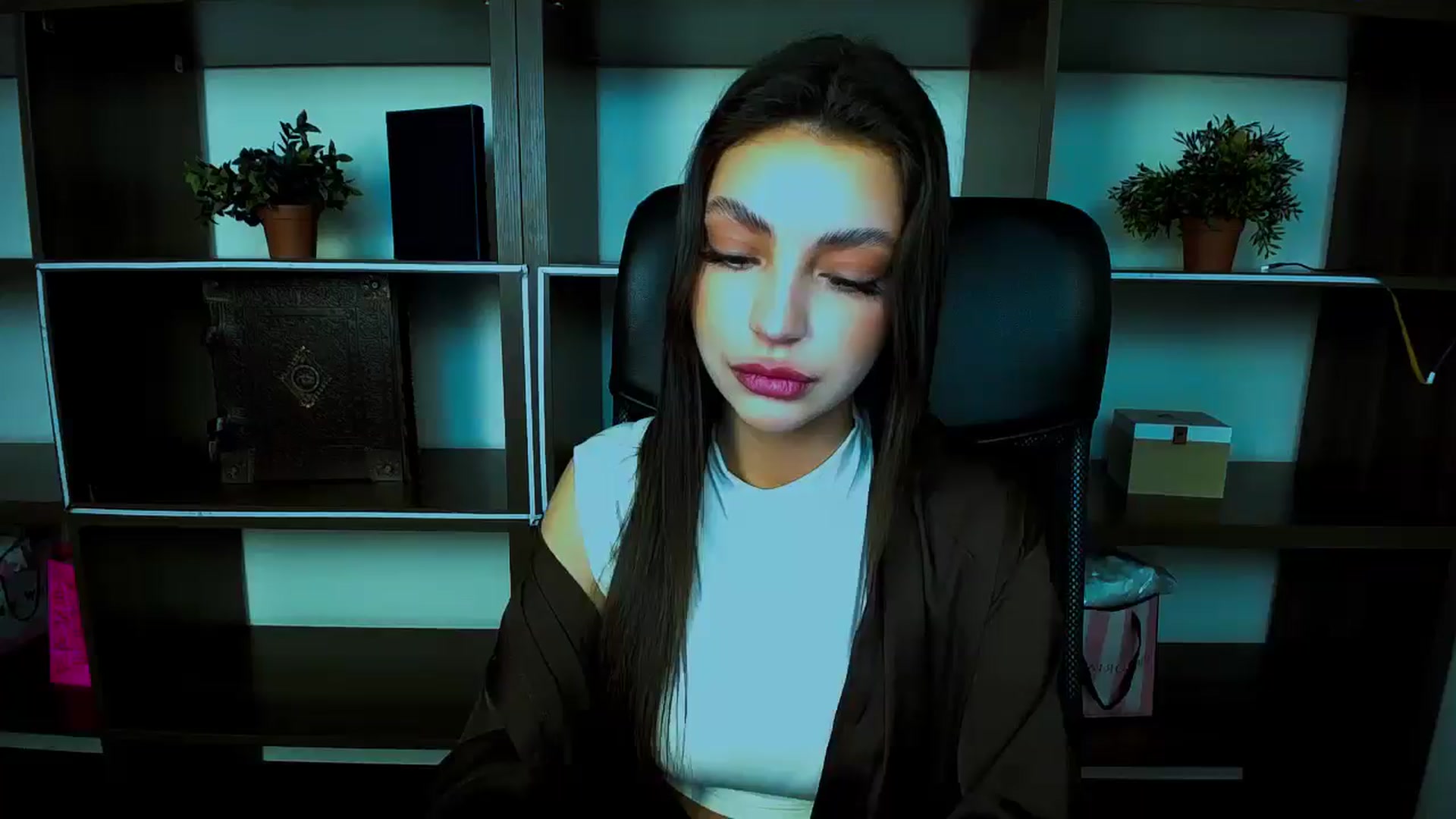 Gallery image thumbnail from Lexi_Jos's myfreecams stream on, 04/24/2025, 16:33 image 6 of 20