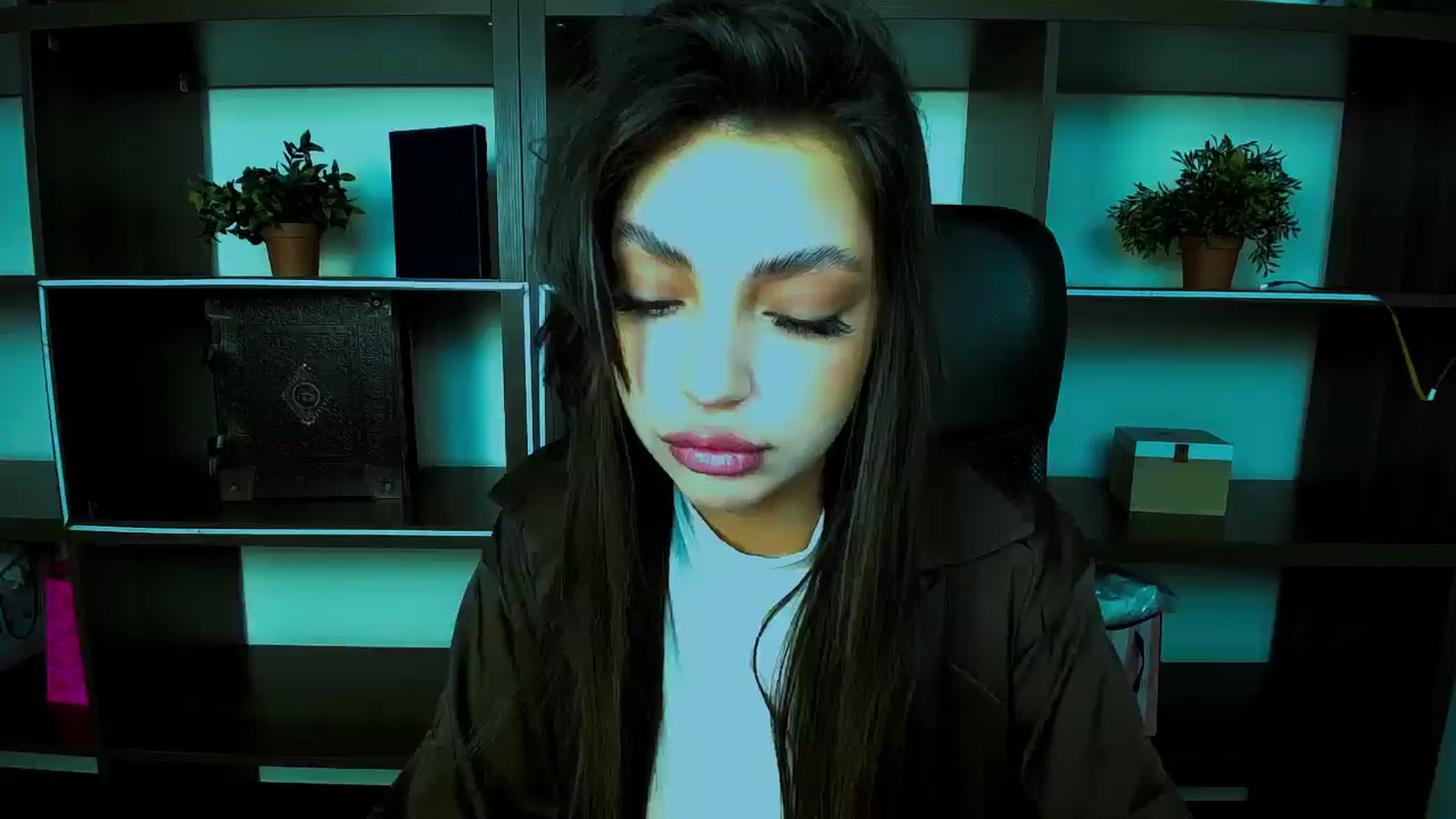 Gallery image thumbnail from Lexi_Jos's myfreecams stream on, 04/24/2025, 19:07 image 17 of 20