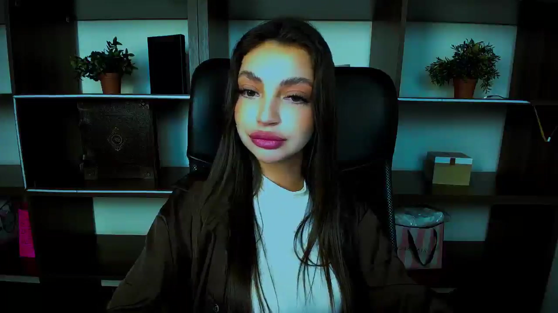 Gallery image thumbnail from Lexi_Jos's myfreecams stream on, 04/24/2025, 19:07 image 6 of 20