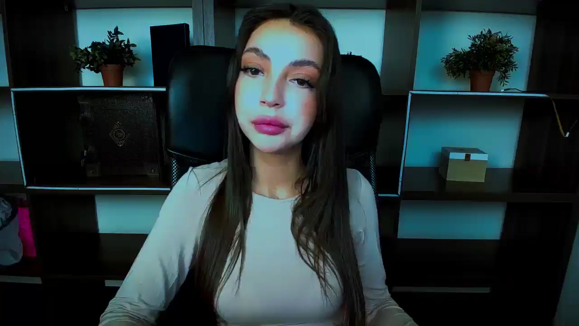 Gallery image thumbnail from Lexi_Jos's myfreecams stream on, 04/25/2025, 13:07 image 19 of 20
