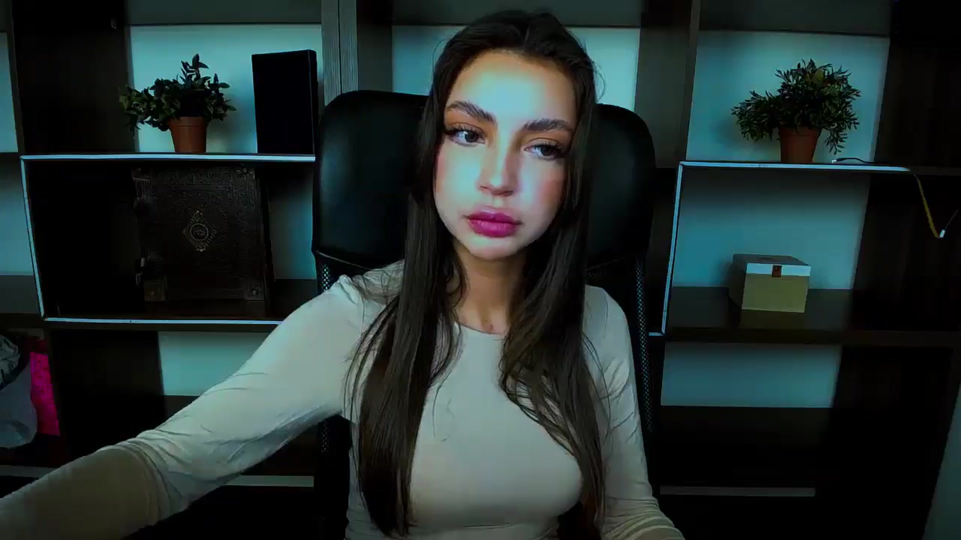 Gallery image thumbnail from Lexi_Jos's myfreecams stream on, 04/25/2025, 13:07 image 7 of 20