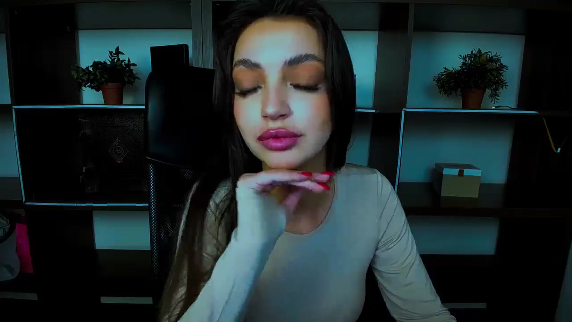 Gallery image thumbnail from Lexi_Jos's myfreecams stream on, 04/25/2025, 14:45 image 20 of 20