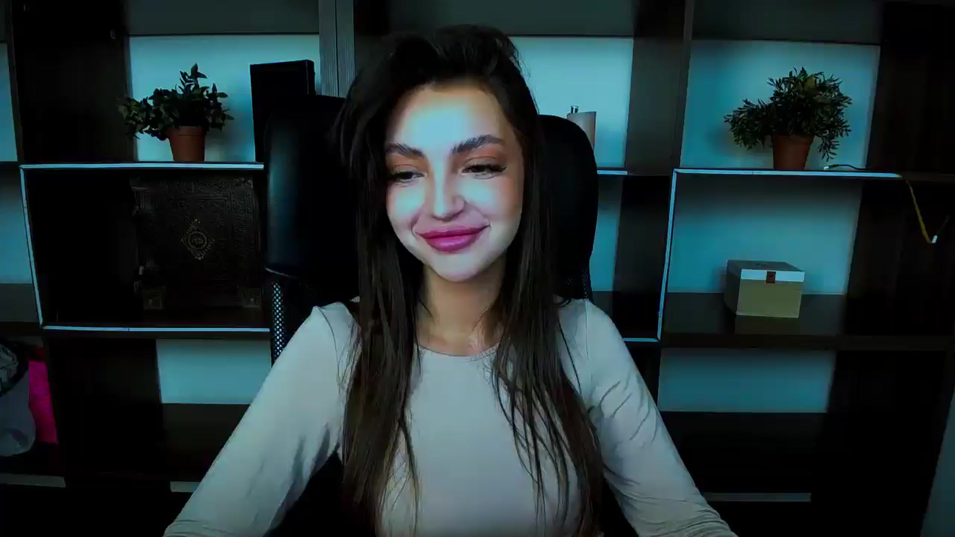 Gallery image thumbnail from Lexi_Jos's myfreecams stream on, 04/25/2025, 14:45 image 12 of 20