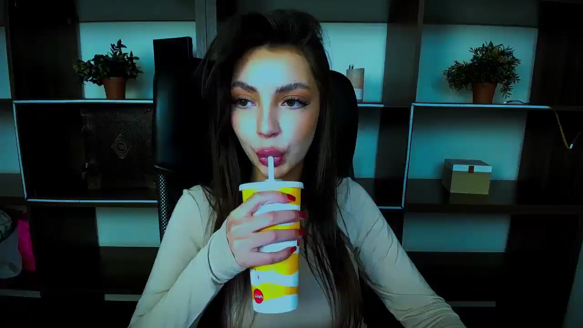 Gallery image thumbnail from Lexi_Jos's myfreecams stream on, 04/25/2025, 14:45 image 10 of 20