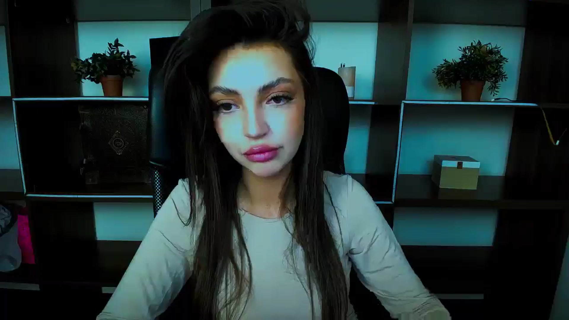 Gallery image thumbnail from Lexi_Jos's myfreecams stream on, 04/25/2025, 14:45 image 7 of 20