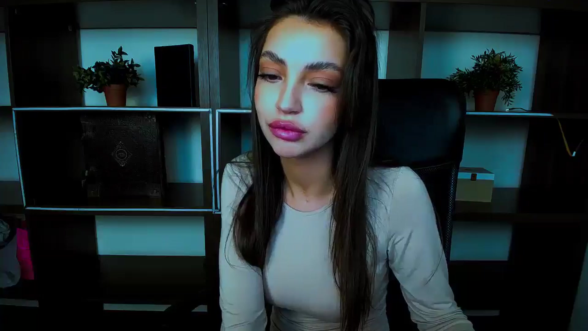 Gallery image thumbnail from Lexi_Jos's myfreecams stream on, 04/25/2025, 16:52 image 7 of 20