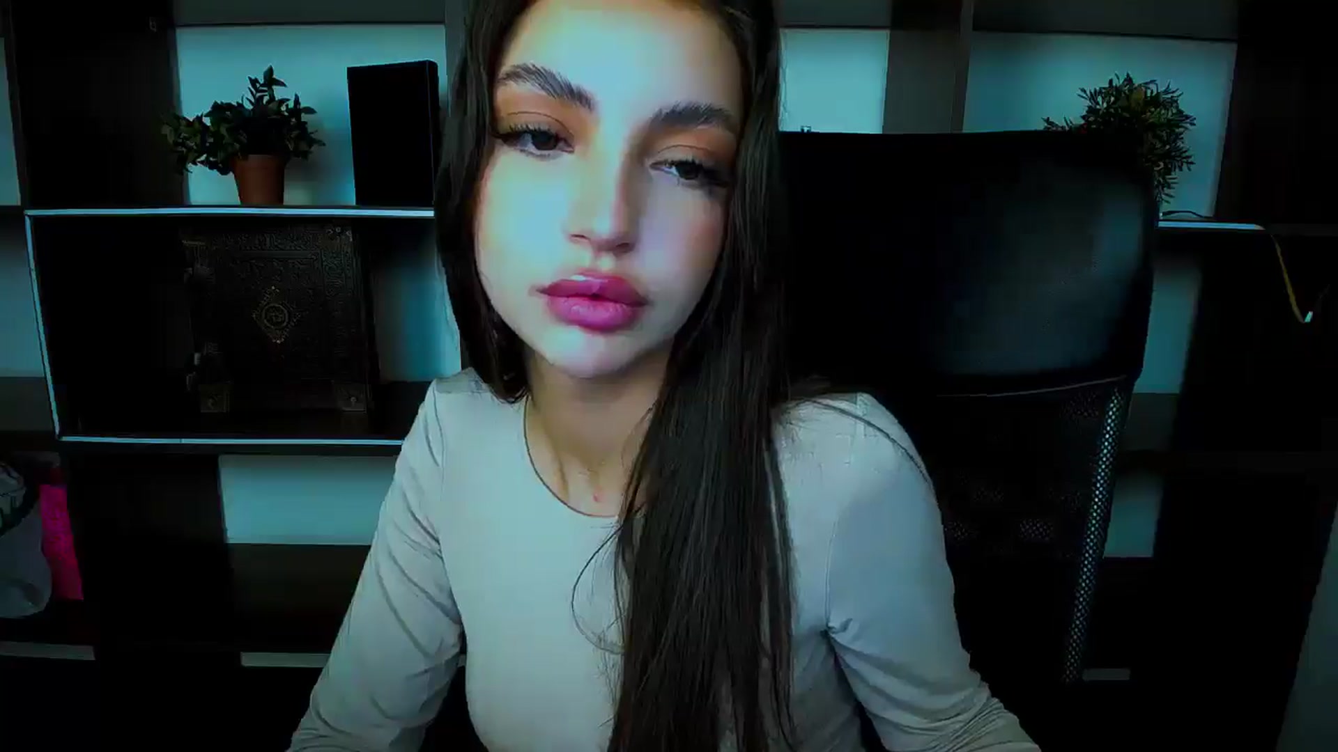 Gallery image thumbnail from Lexi_Jos's myfreecams stream on, 04/25/2025, 16:52 image 19 of 20