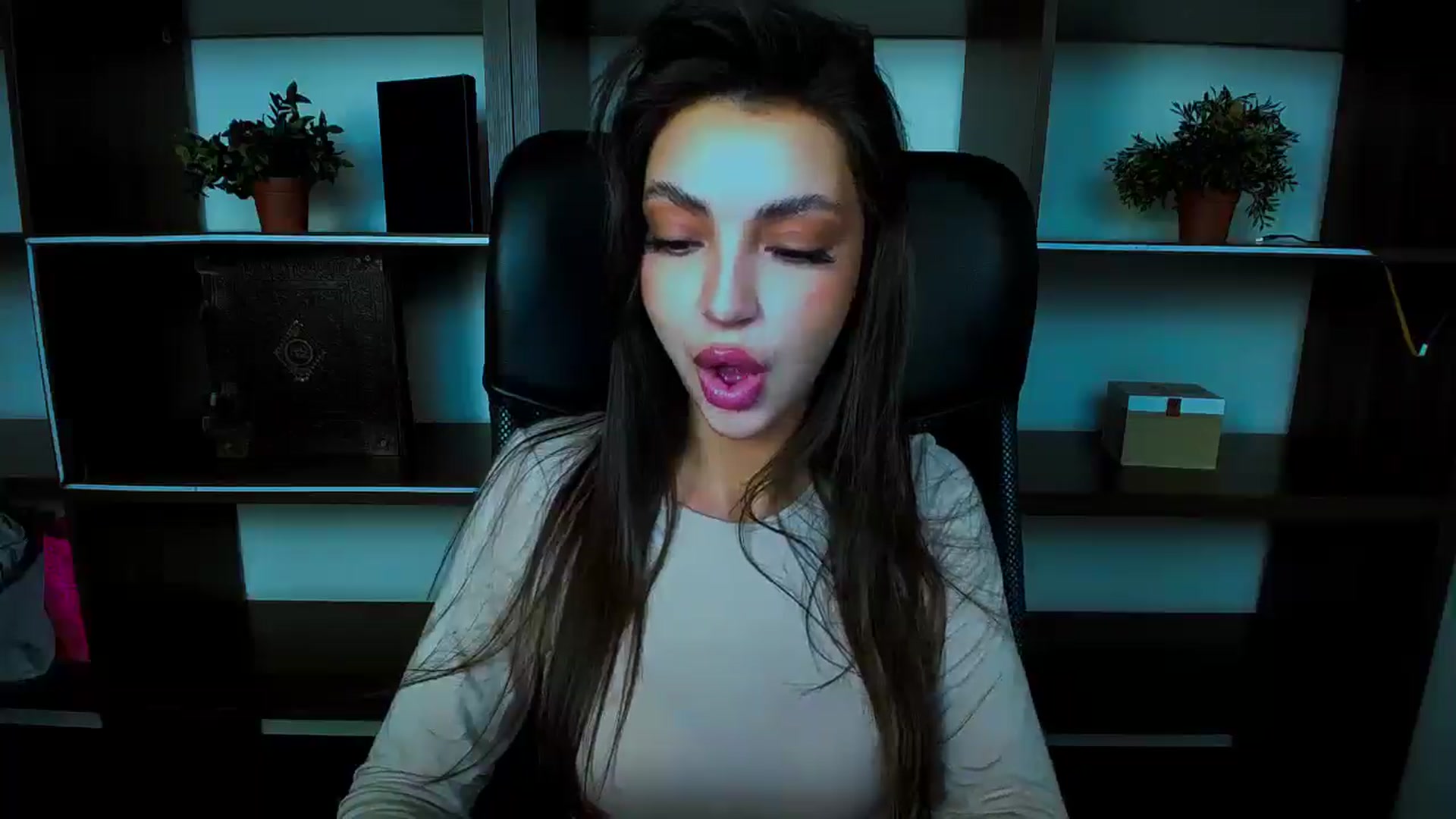 Gallery image thumbnail from Lexi_Jos's myfreecams stream on, 04/25/2025, 16:52 image 2 of 20