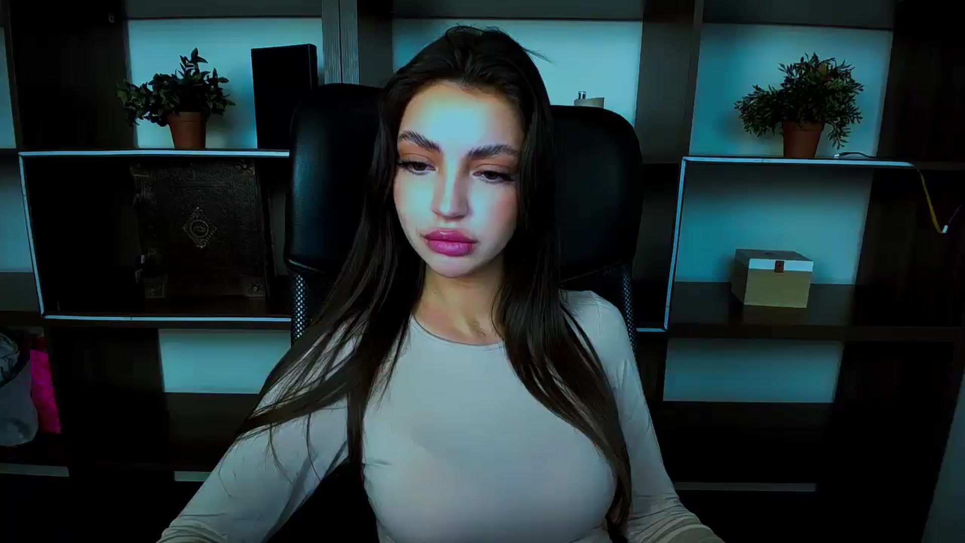 Gallery image thumbnail from Lexi_Jos's myfreecams stream on, 04/25/2025, 16:52 image 17 of 20