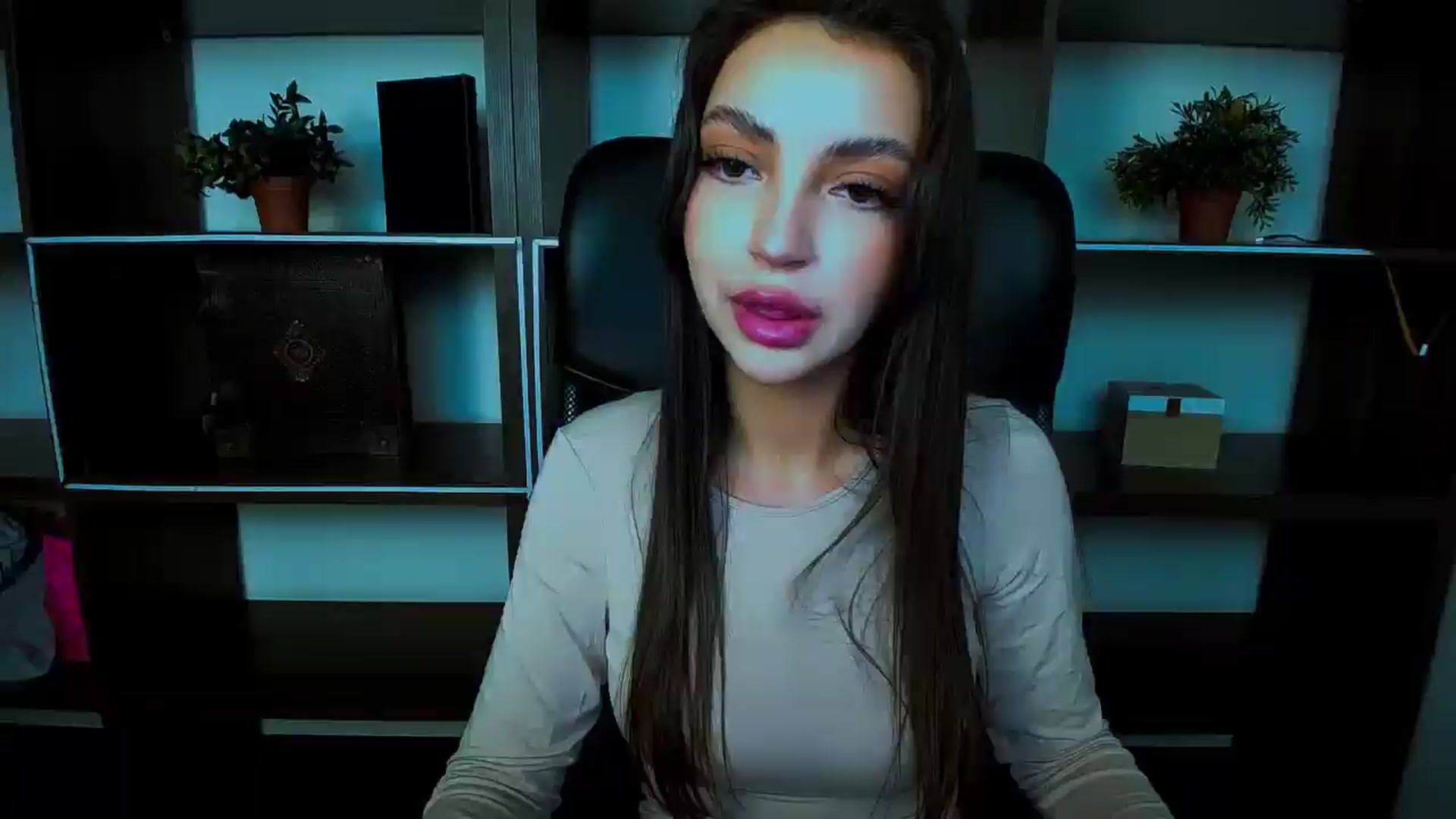 Gallery image thumbnail from Lexi_Jos's myfreecams stream on, 04/25/2025, 16:52 image 1 of 20