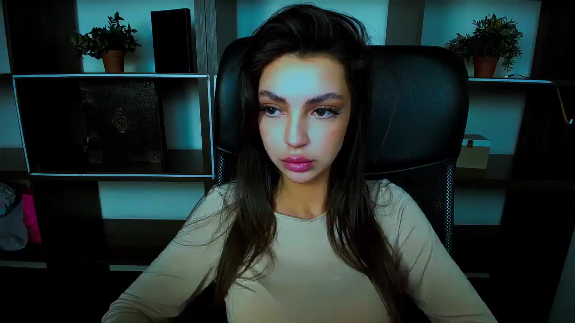 Gallery image thumbnail from Lexi_Jos's myfreecams stream on, 04/25/2025, 19:30 image 13 of 20