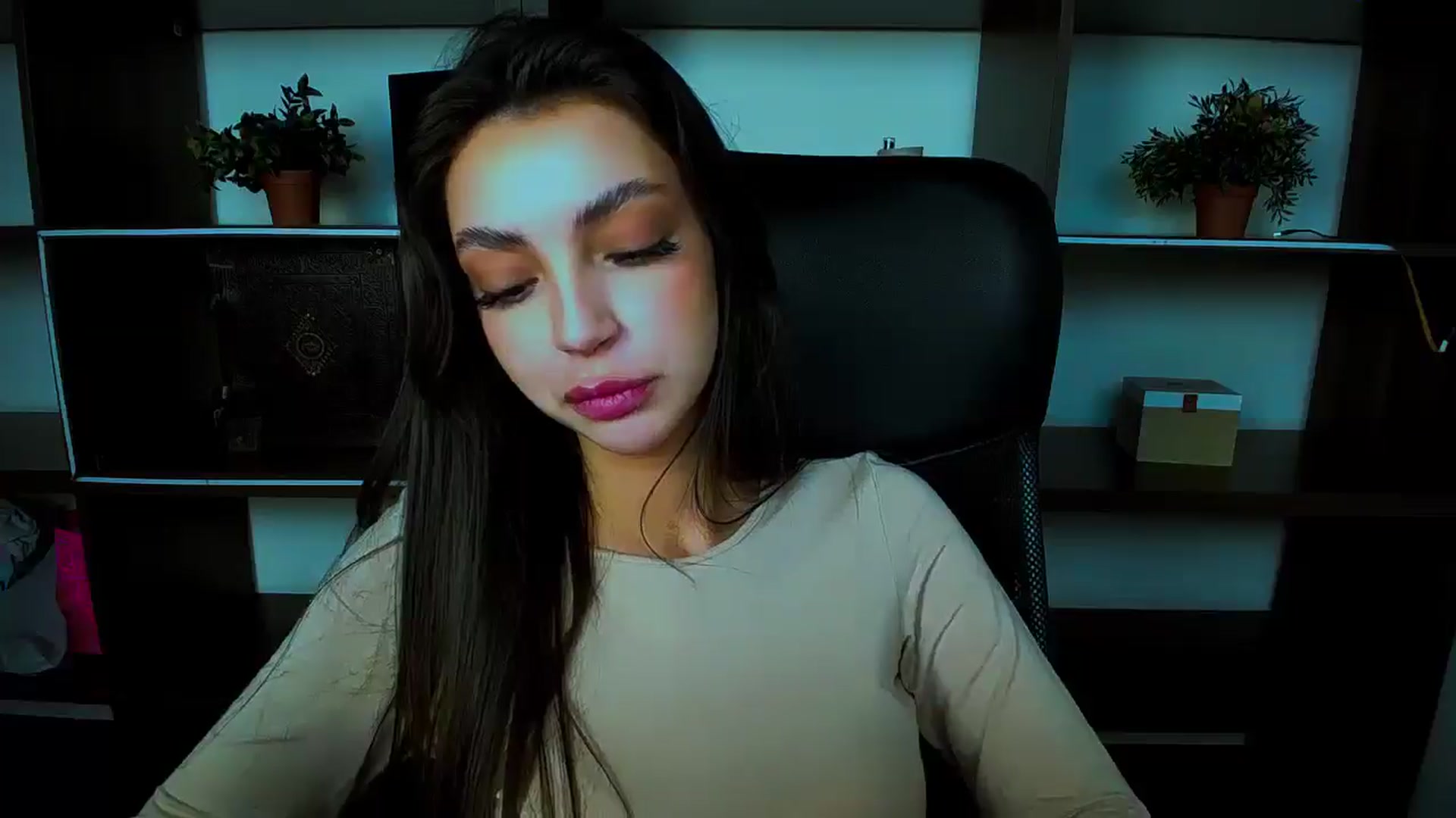 Gallery image thumbnail from Lexi_Jos's myfreecams stream on, 04/25/2025, 19:30 image 3 of 20
