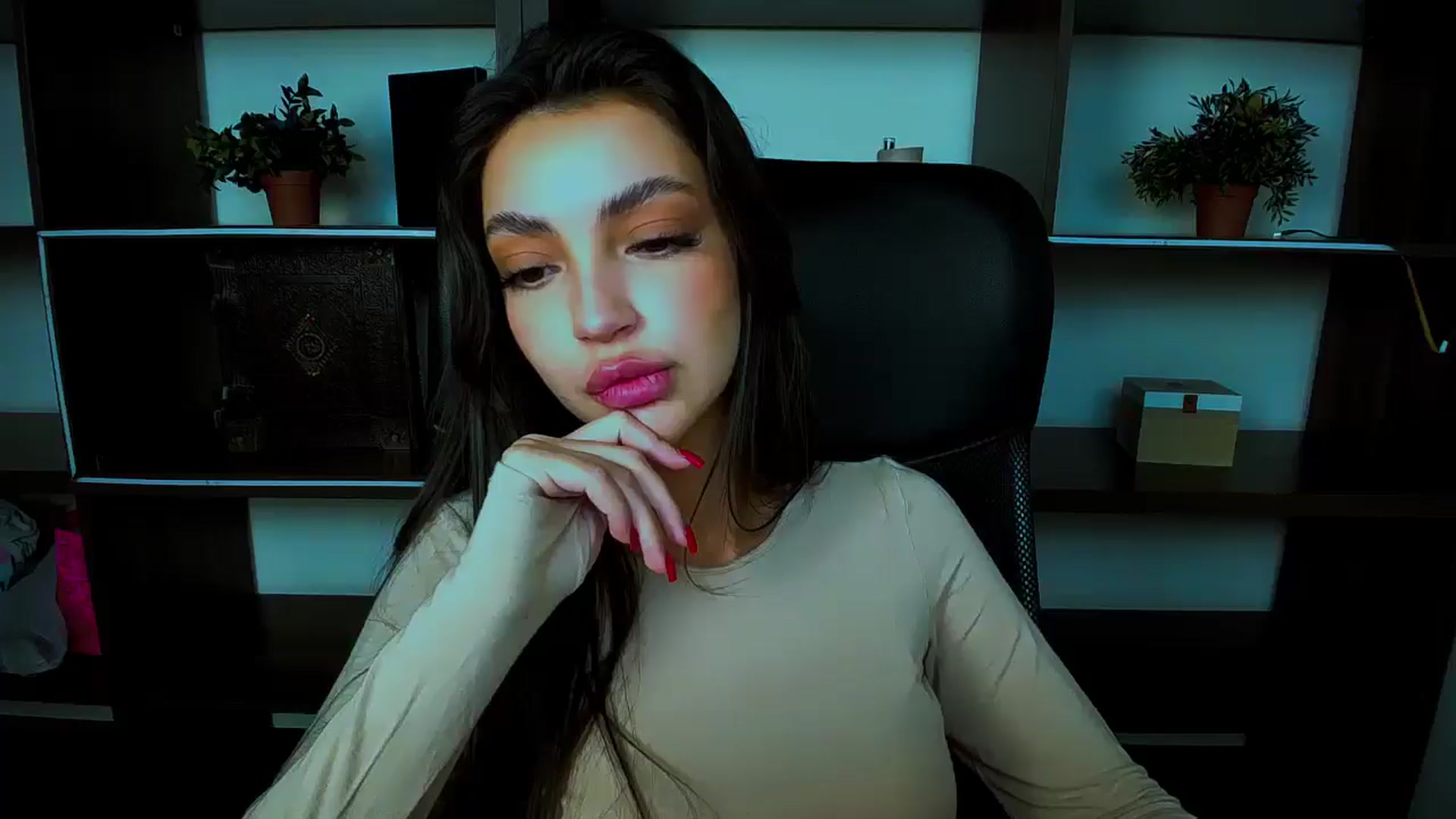Gallery image thumbnail from Lexi_Jos's myfreecams stream on, 04/25/2025, 19:30 image 4 of 20