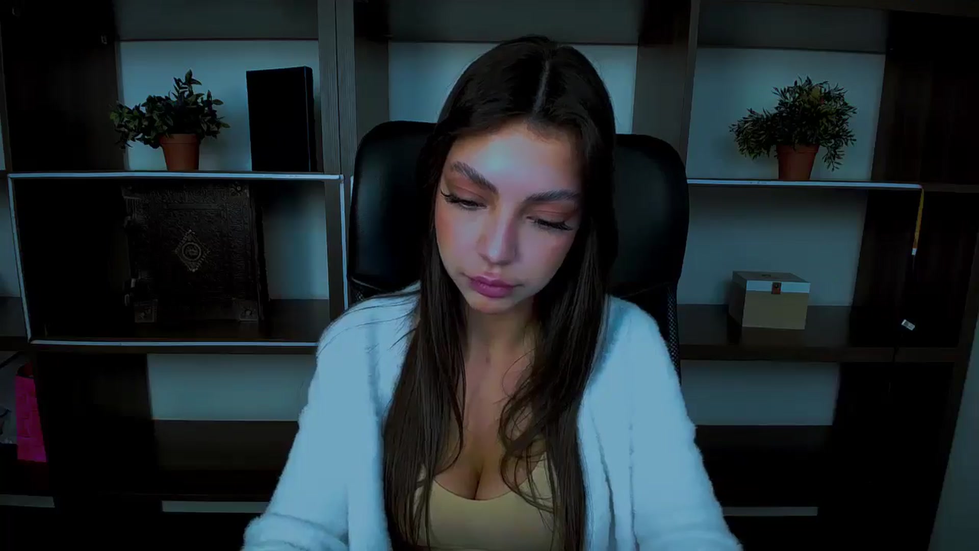 Gallery image thumbnail from Lexi_Jos's myfreecams stream on, 04/26/2025, 13:32 image 9 of 20