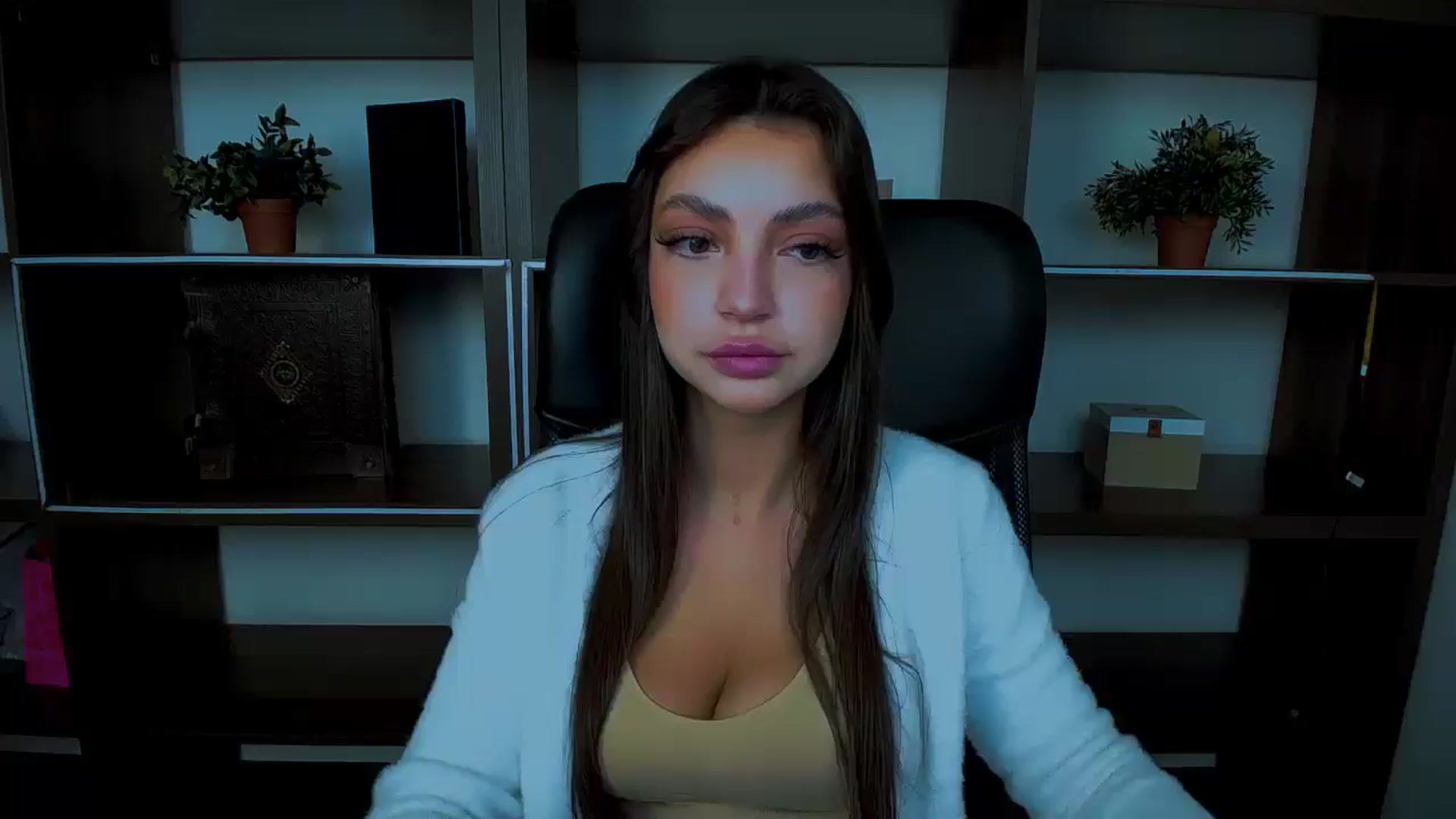 Gallery image thumbnail from Lexi_Jos's myfreecams stream on, 04/26/2025, 13:32 image 7 of 20