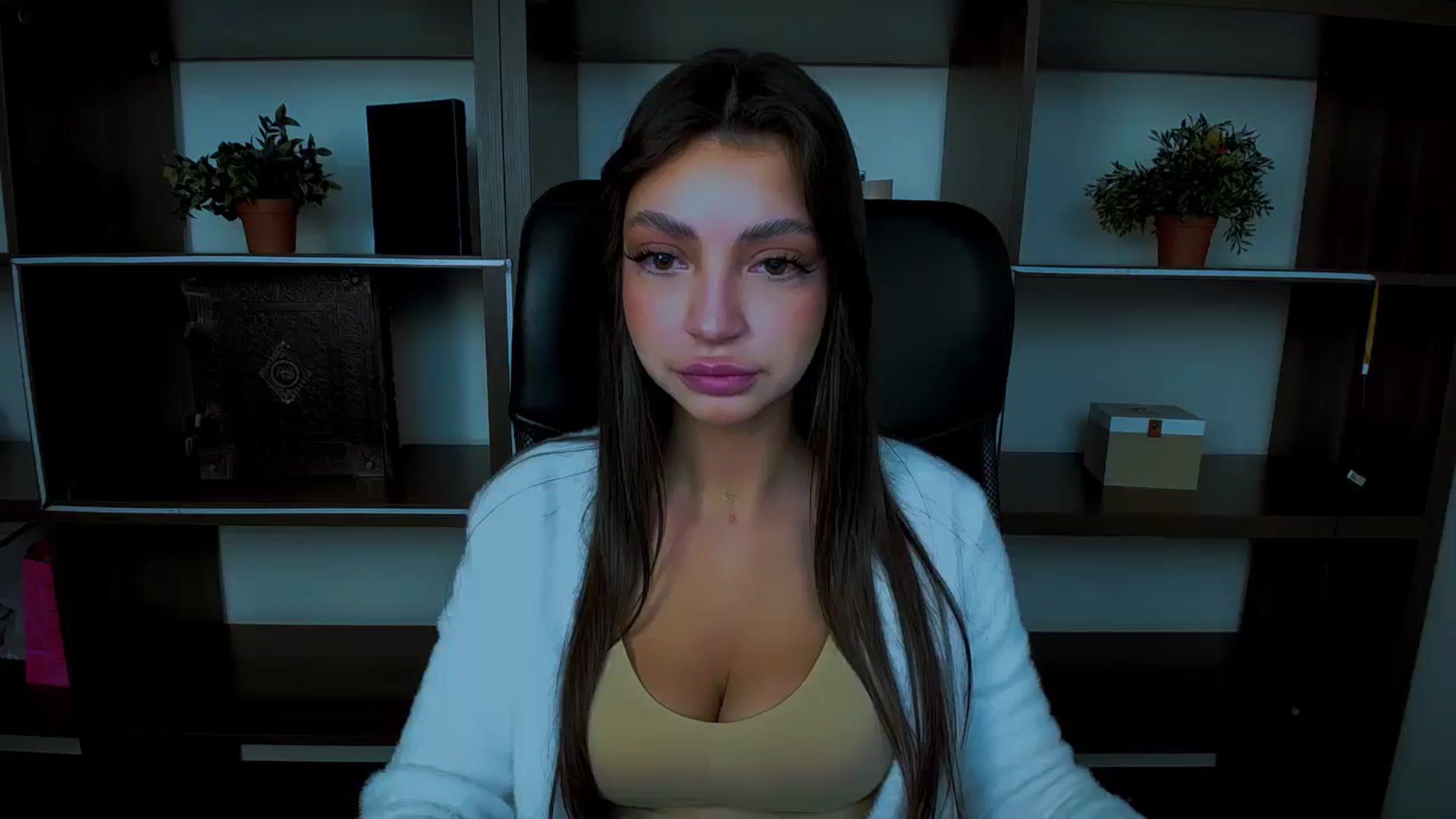 Gallery image thumbnail from Lexi_Jos's myfreecams stream on, 04/26/2025, 13:32 image 6 of 20
