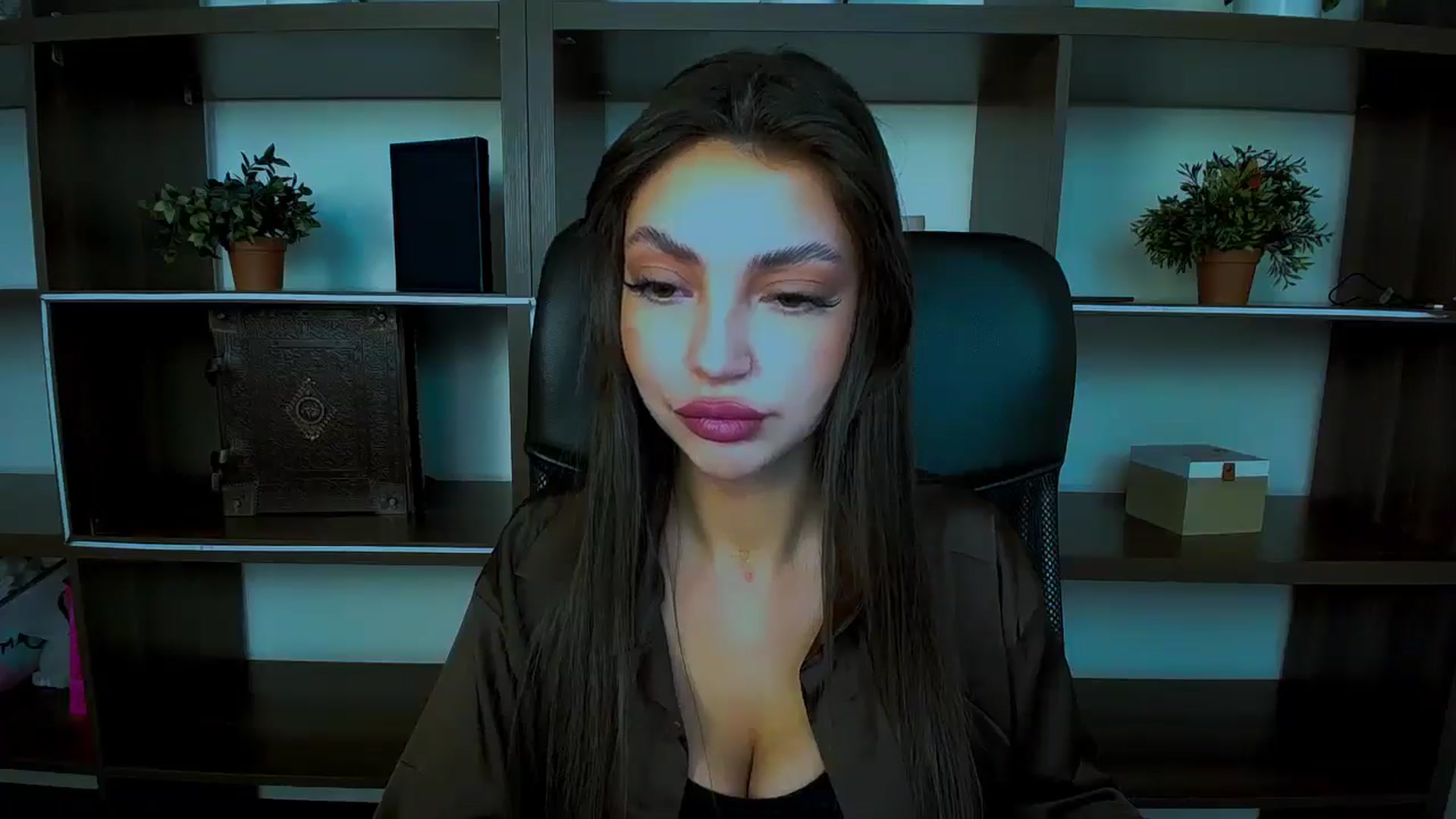 Gallery image thumbnail from Lexi_Jos's myfreecams stream on, 04/27/2025, 14:14 image 15 of 20