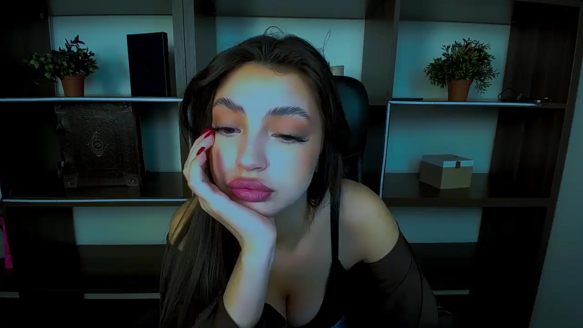 Gallery image thumbnail from Lexi_Jos's myfreecams stream on, 04/27/2025, 16:40 image 15 of 20