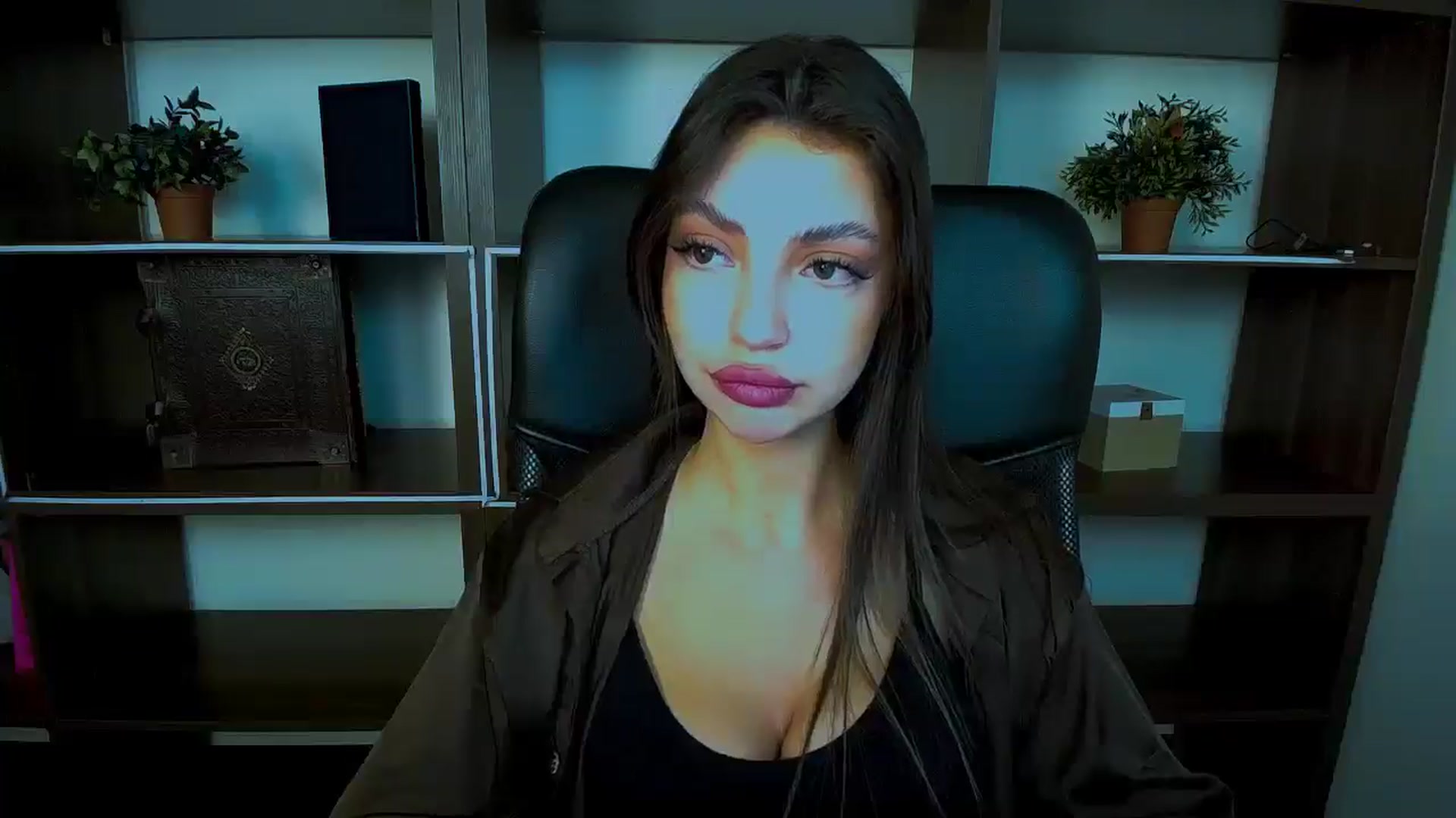 Gallery image thumbnail from Lexi_Jos's myfreecams stream on, 04/27/2025, 16:40 image 20 of 20
