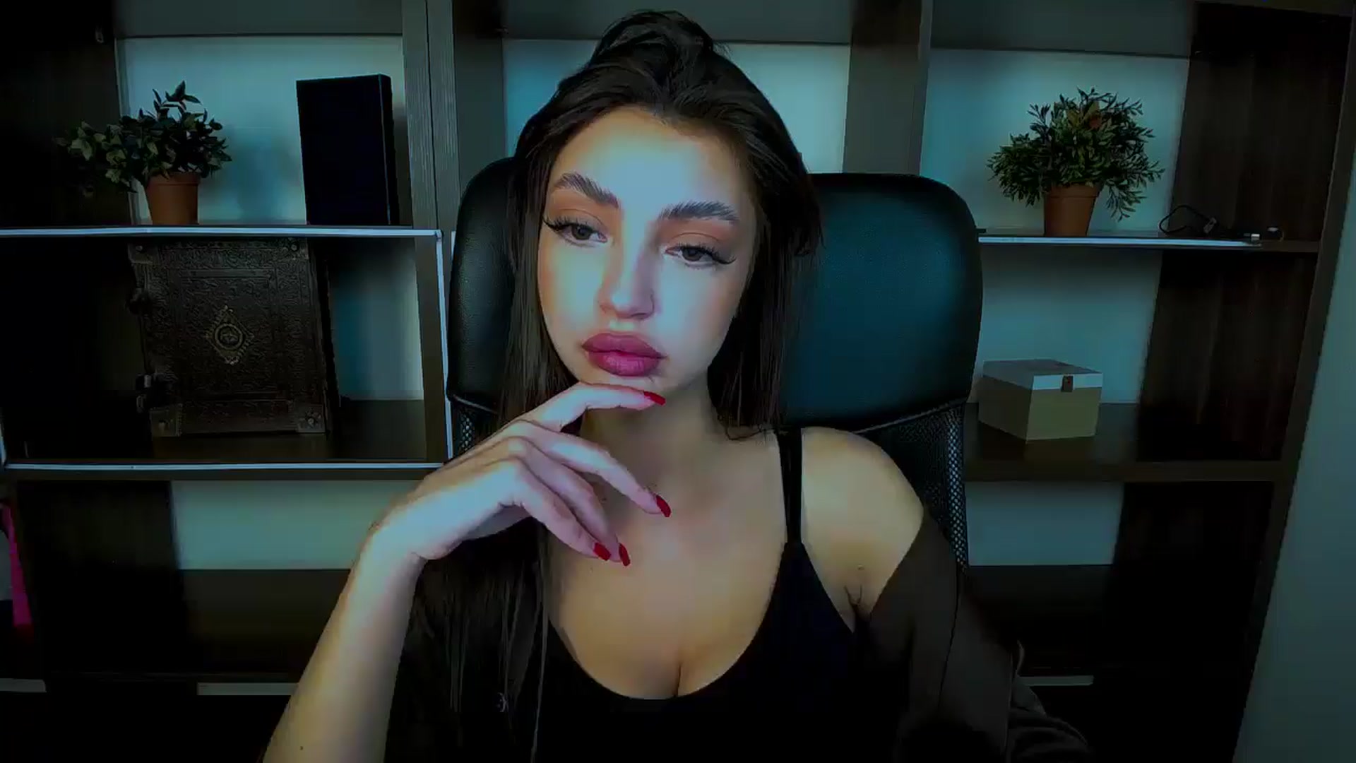 Gallery image thumbnail from Lexi_Jos's myfreecams stream on, 04/27/2025, 18:11 image 14 of 20