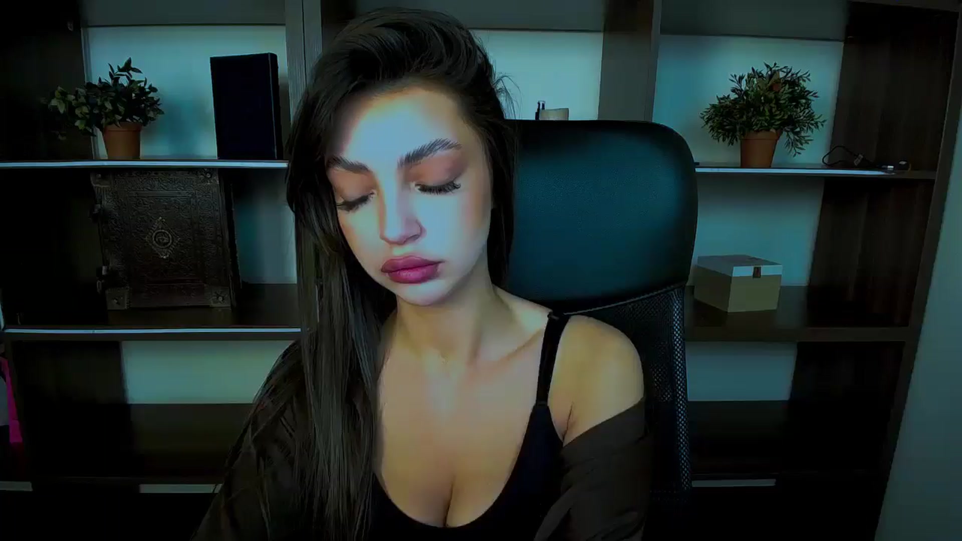 Gallery image thumbnail from Lexi_Jos's myfreecams stream on, 04/27/2025, 18:11 image 13 of 20