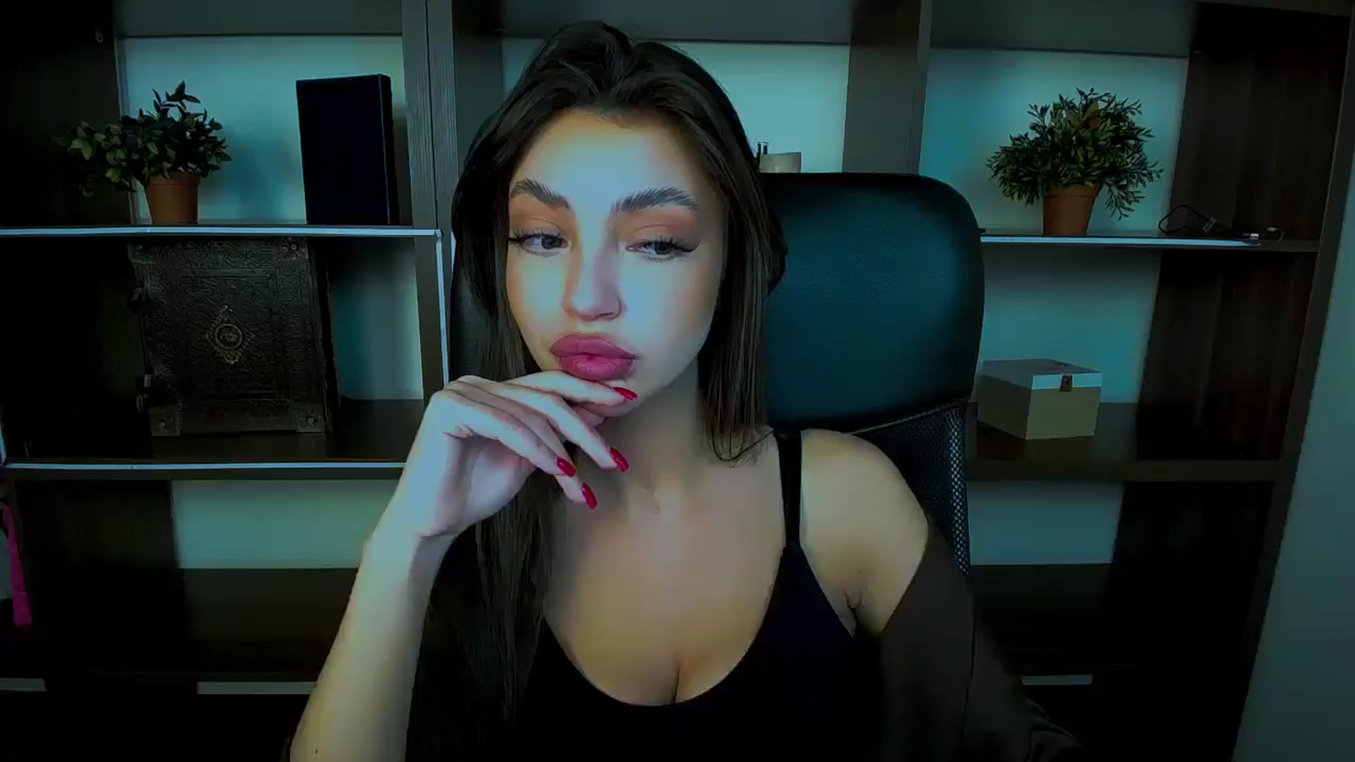 Gallery image thumbnail from Lexi_Jos's myfreecams stream on, 04/27/2025, 18:11 image 16 of 20