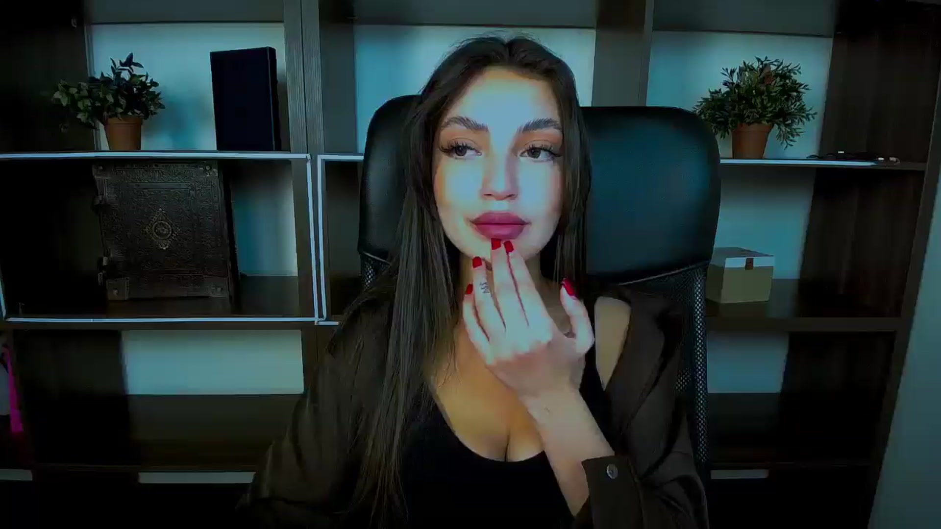 Gallery image thumbnail from Lexi_Jos's myfreecams stream on, 04/27/2025, 19:13 image 1 of 20