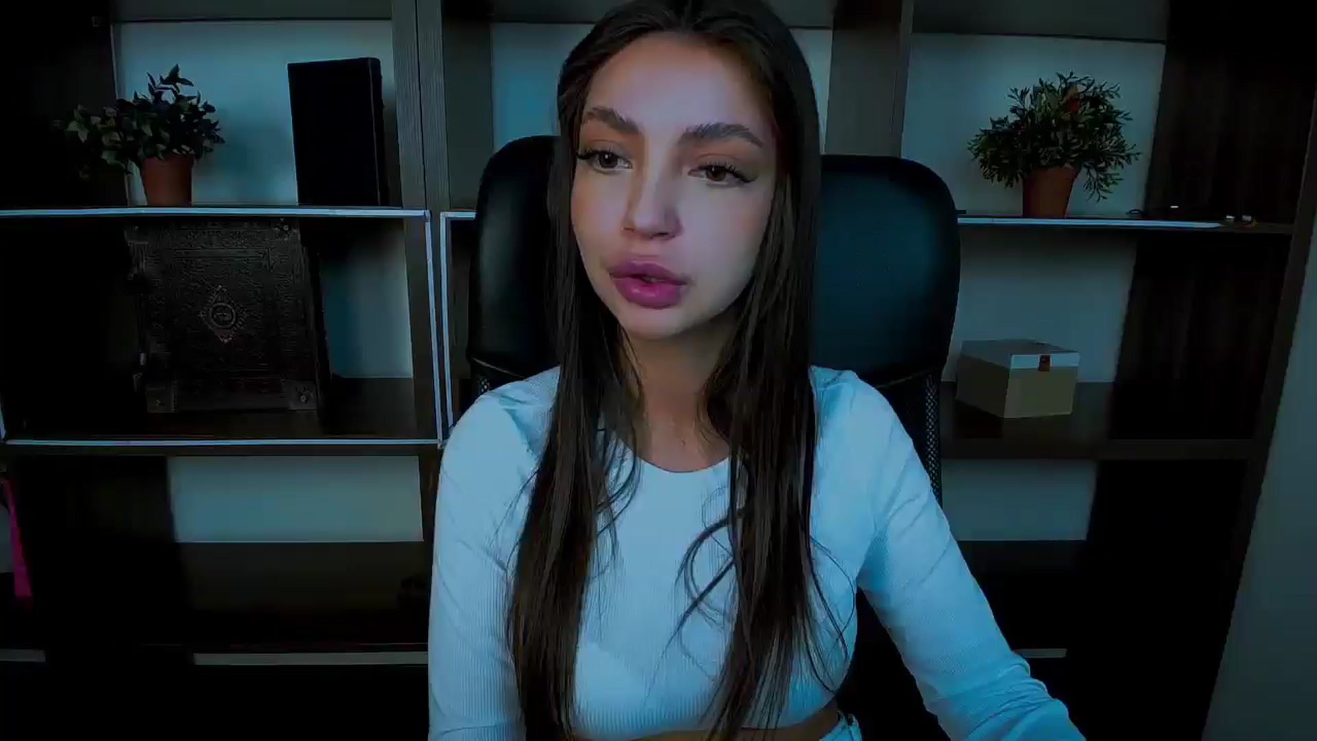 Gallery image thumbnail from Lexi_Jos's myfreecams stream on, 04/28/2025, 09:19 image 14 of 20