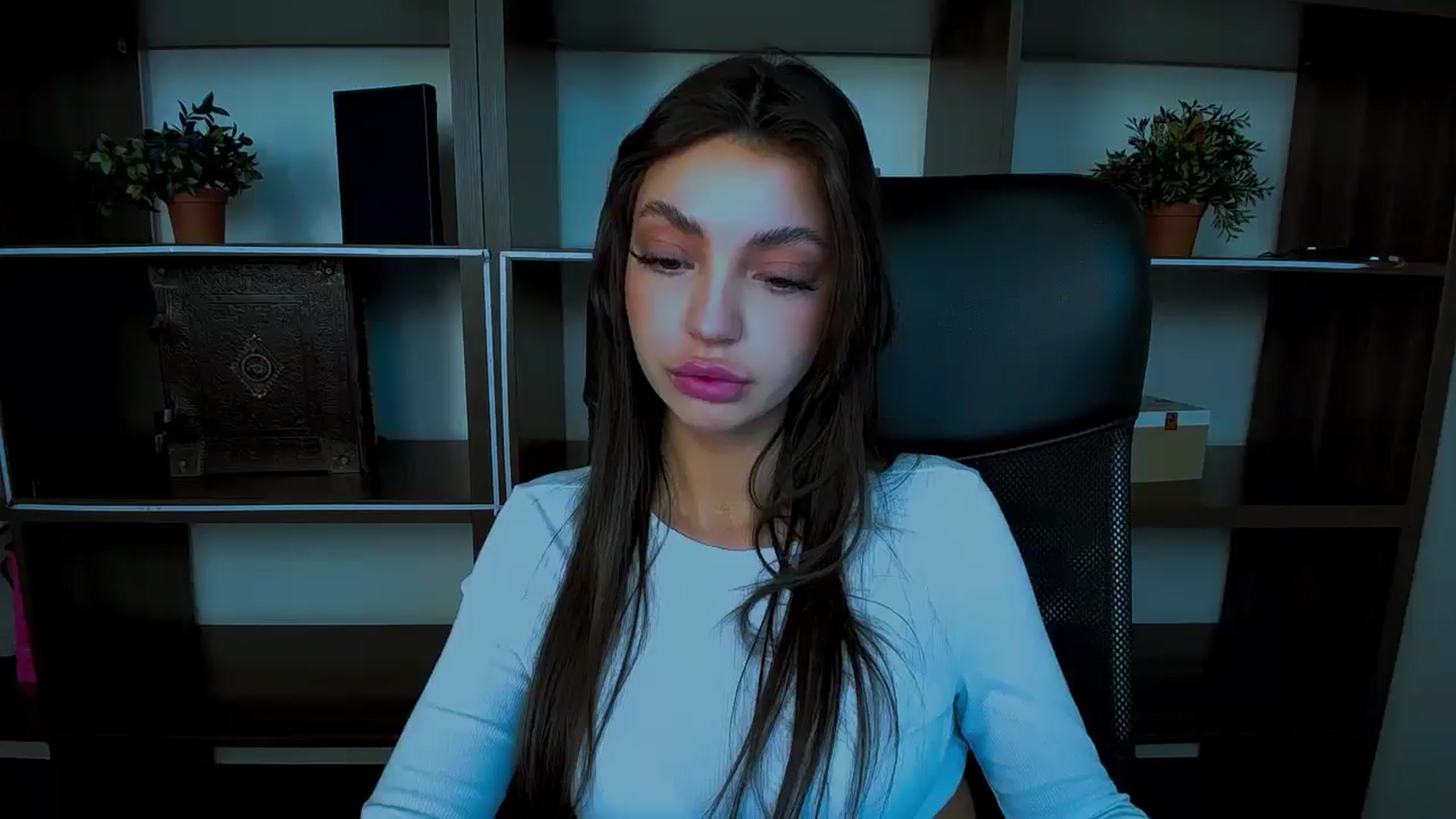 Gallery image thumbnail from Lexi_Jos's myfreecams stream on, 04/28/2025, 12:27 image 13 of 20