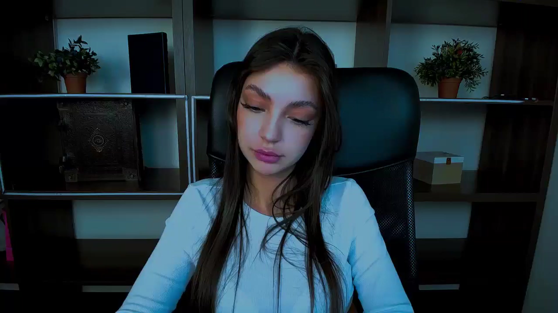 Gallery image thumbnail from Lexi_Jos's myfreecams stream on, 04/28/2025, 12:27 image 15 of 20