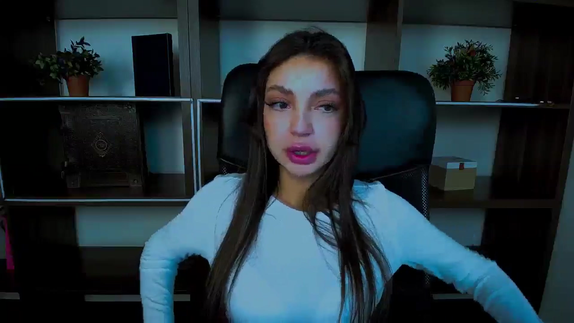 Gallery image thumbnail from Lexi_Jos's myfreecams stream on, 04/28/2025, 12:27 image 12 of 20