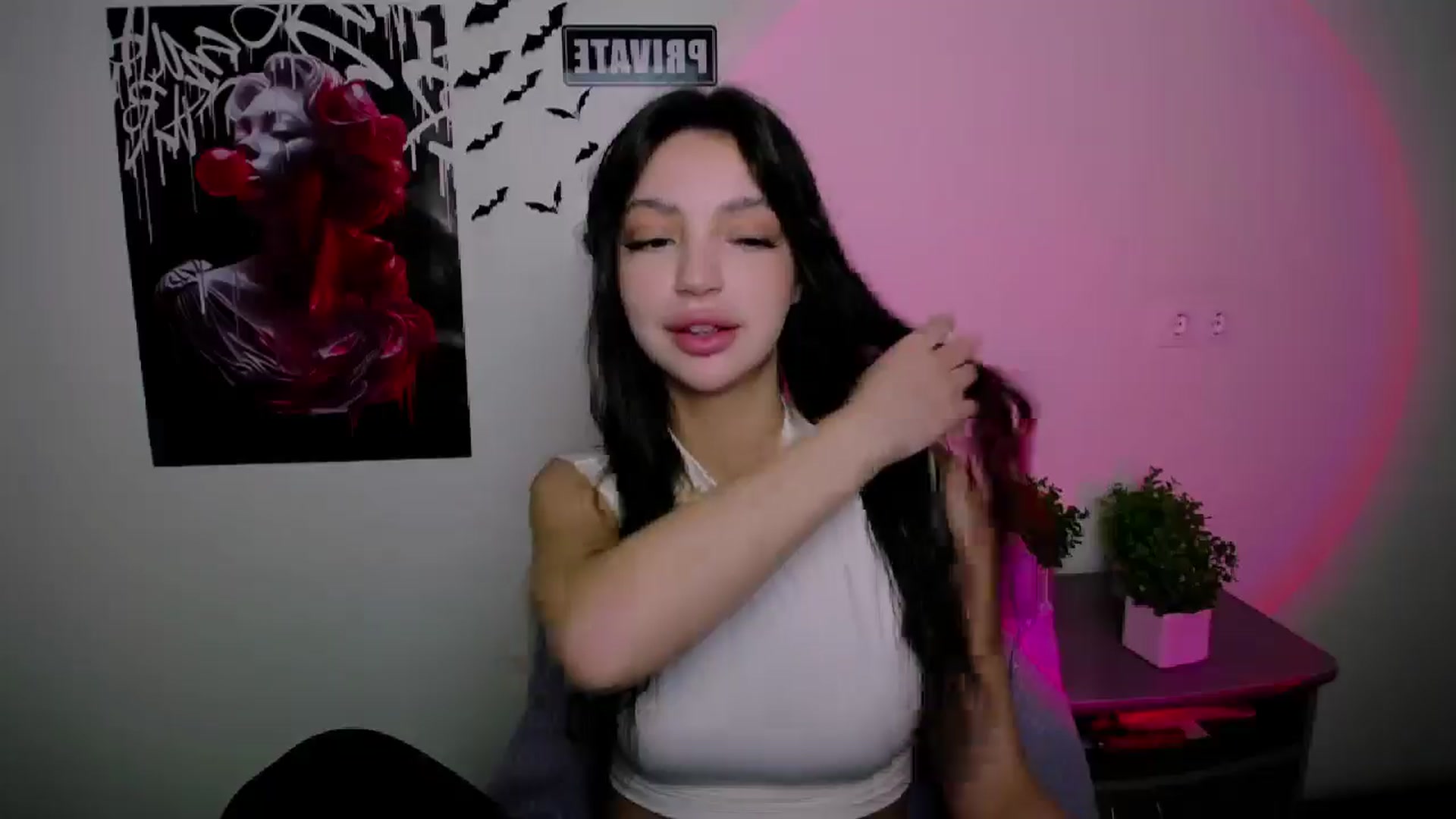 Gallery image thumbnail from Lexi_Jos's myfreecams stream on, 04/29/2025, 18:14 image 2 of 20