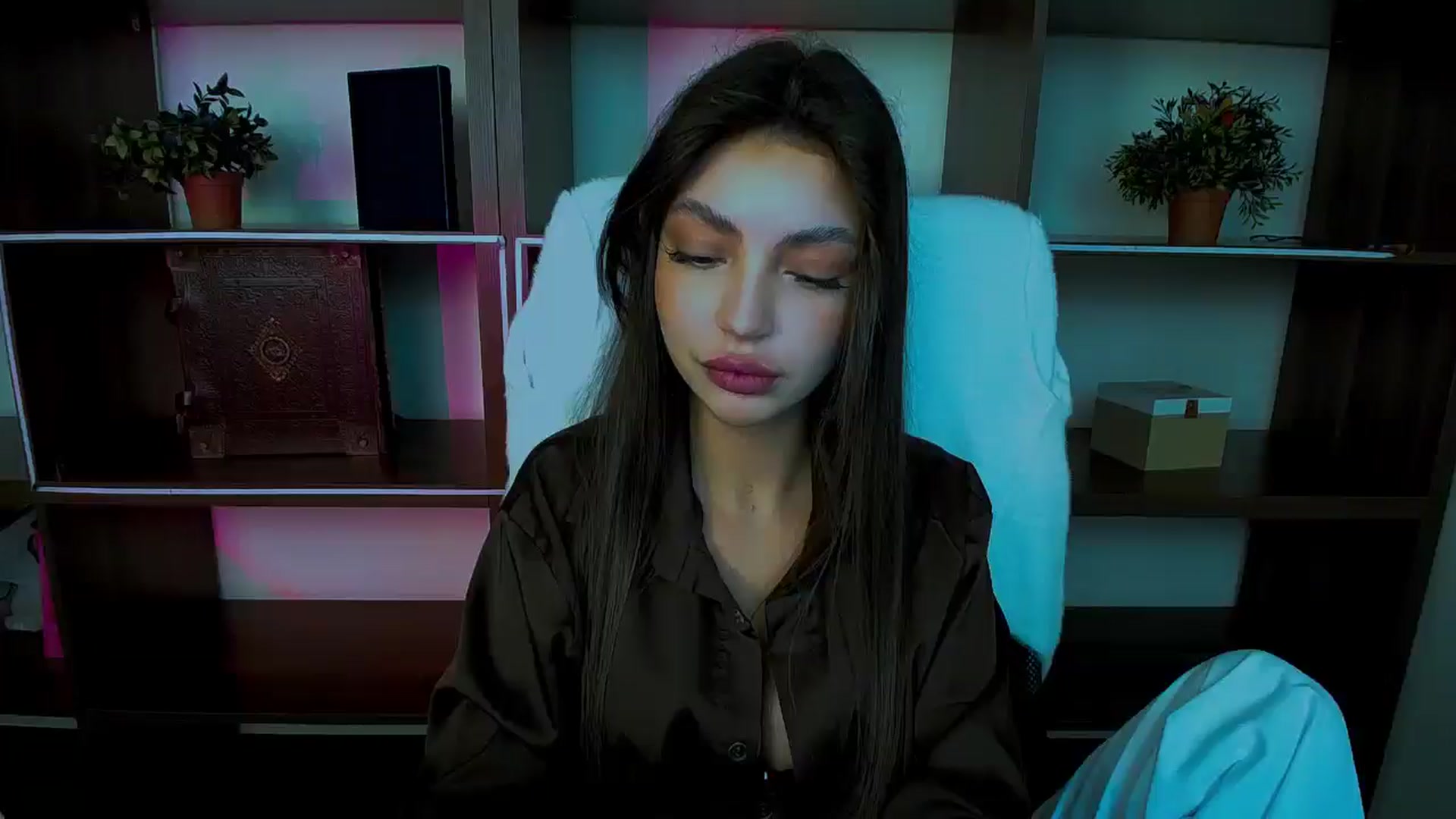 Gallery image thumbnail from Lexi_Jos's myfreecams stream on, 05/01/2025, 15:44 image 3 of 20