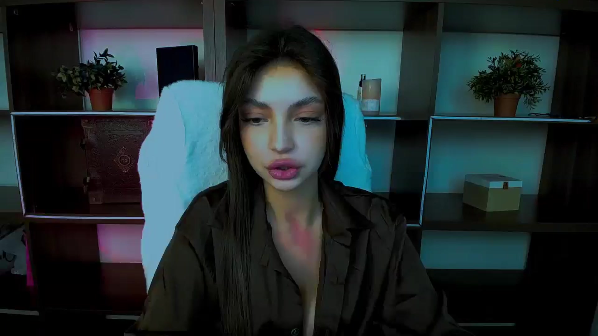Gallery image thumbnail from Lexi_Jos's myfreecams stream on, 05/01/2025, 15:44 image 18 of 20