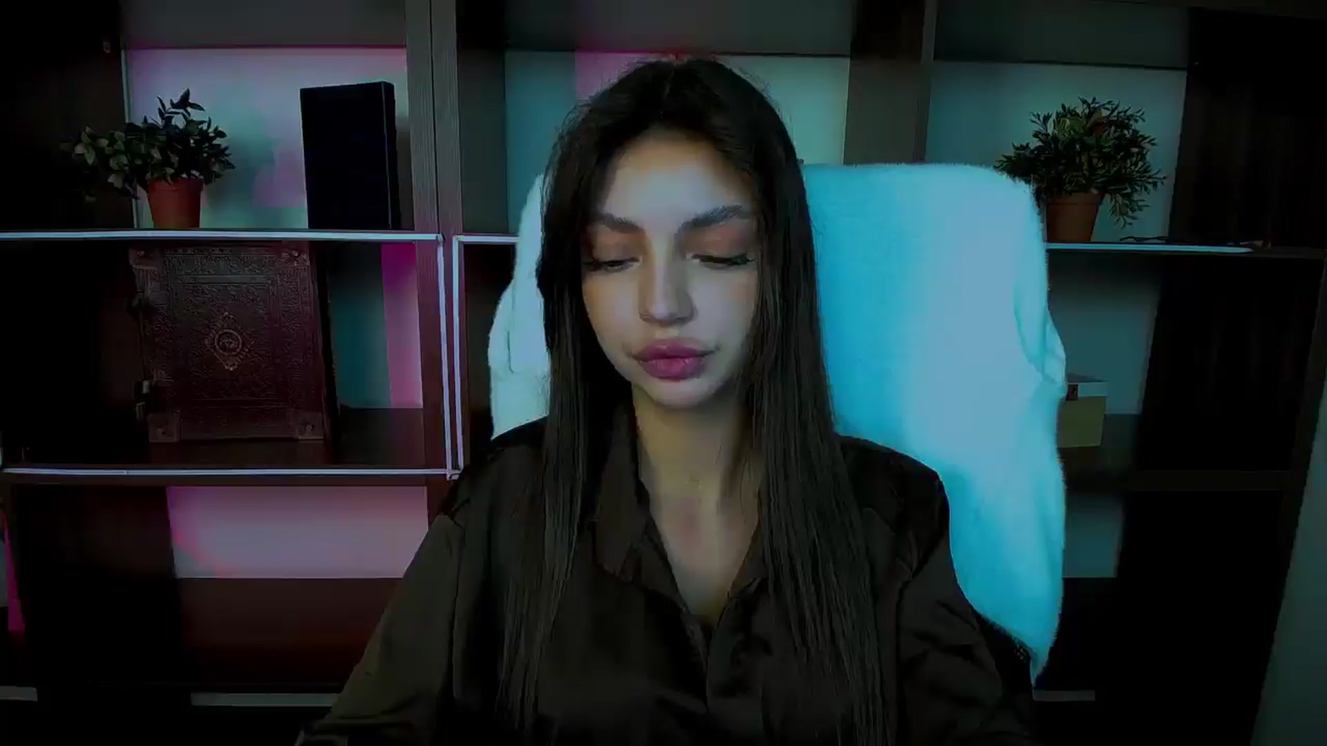 Gallery image thumbnail from Lexi_Jos's myfreecams stream on, 05/01/2025, 17:03 image 11 of 20