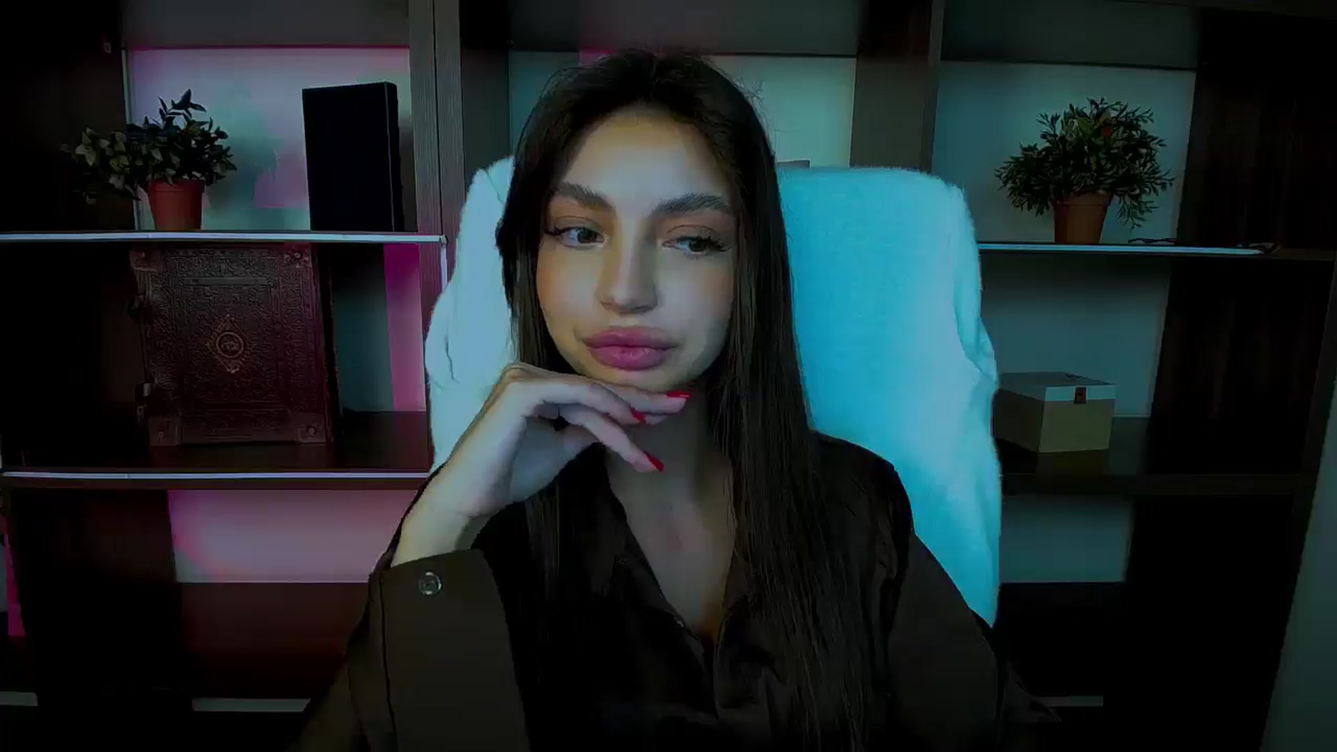 Gallery image thumbnail from Lexi_Jos's myfreecams stream on, 05/01/2025, 17:03 image 6 of 20
