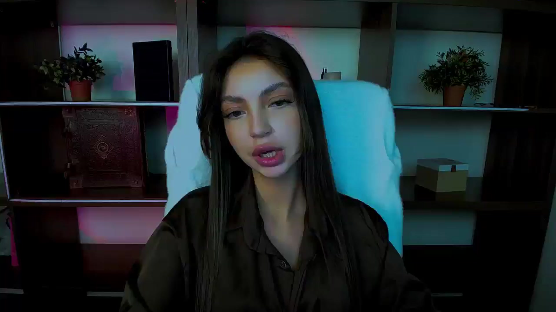 Gallery image thumbnail from Lexi_Jos's myfreecams stream on, 05/01/2025, 18:43 image 4 of 20